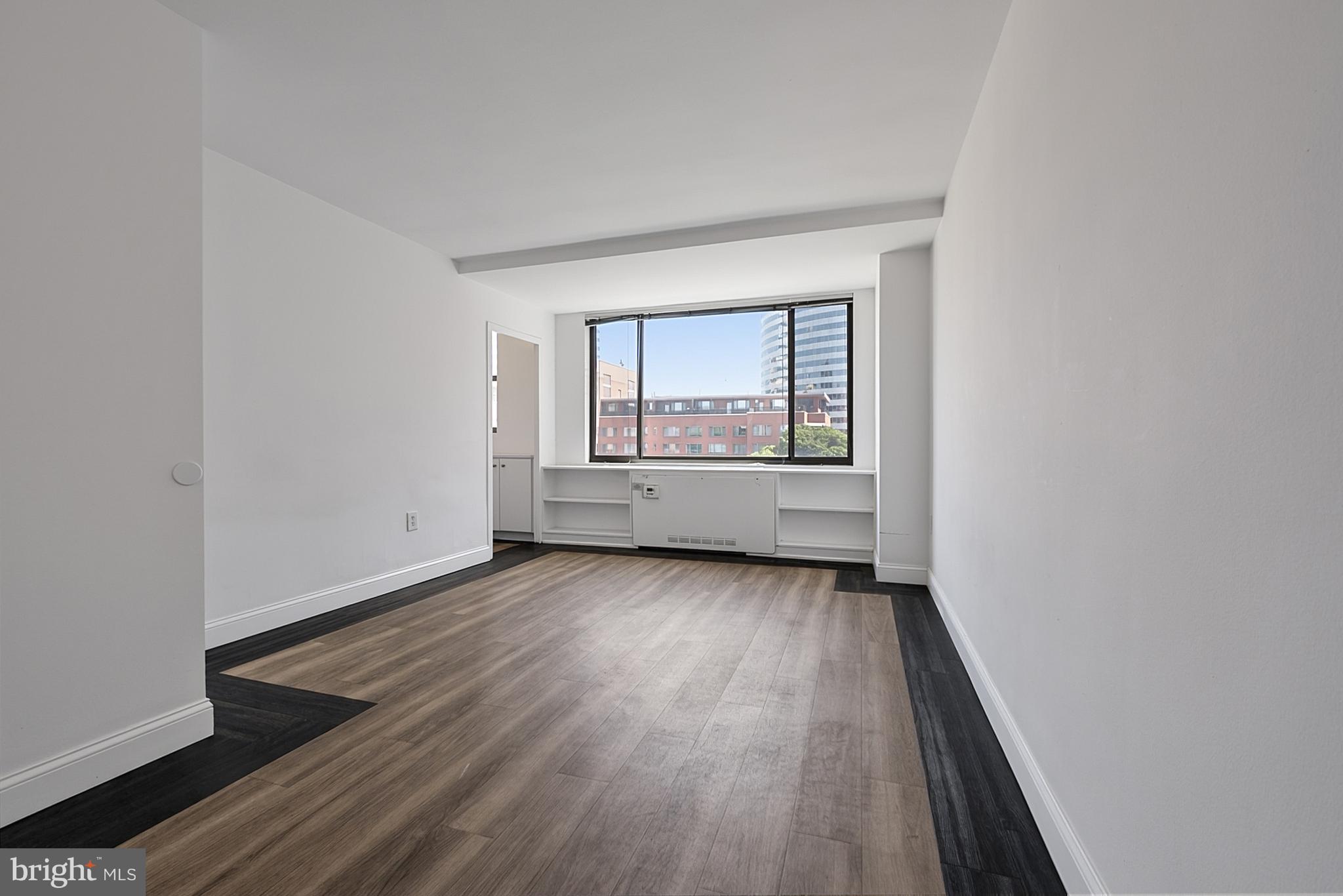 RIVER PLACE - Residential