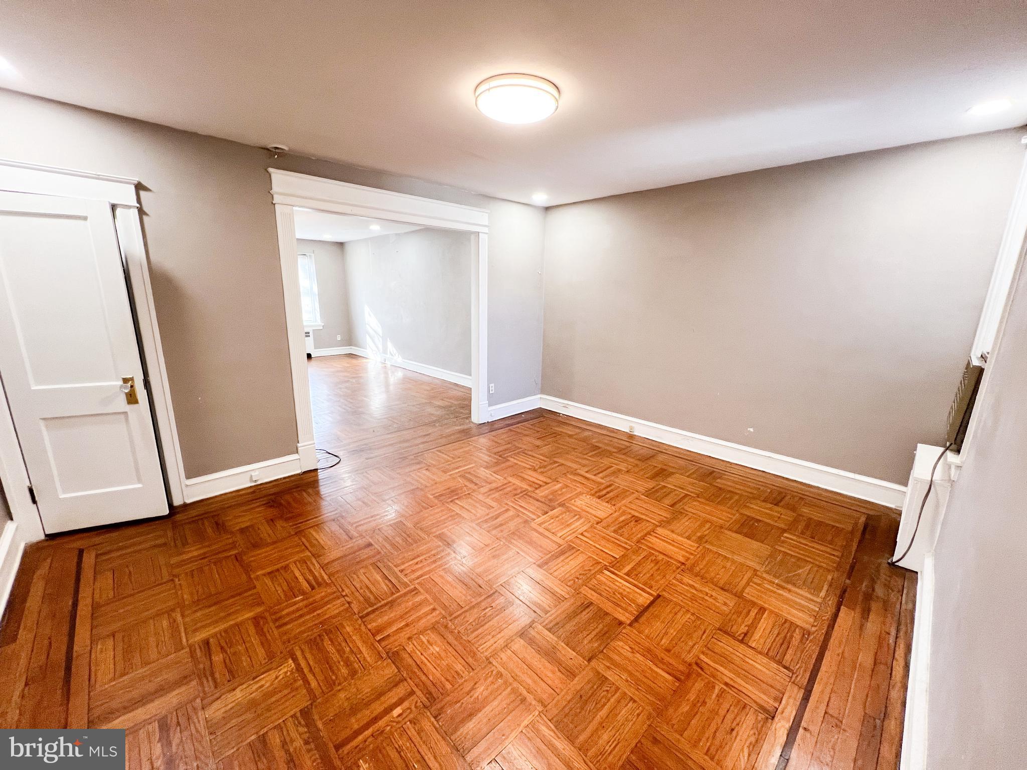 WEST OAK LANE - Residential Lease