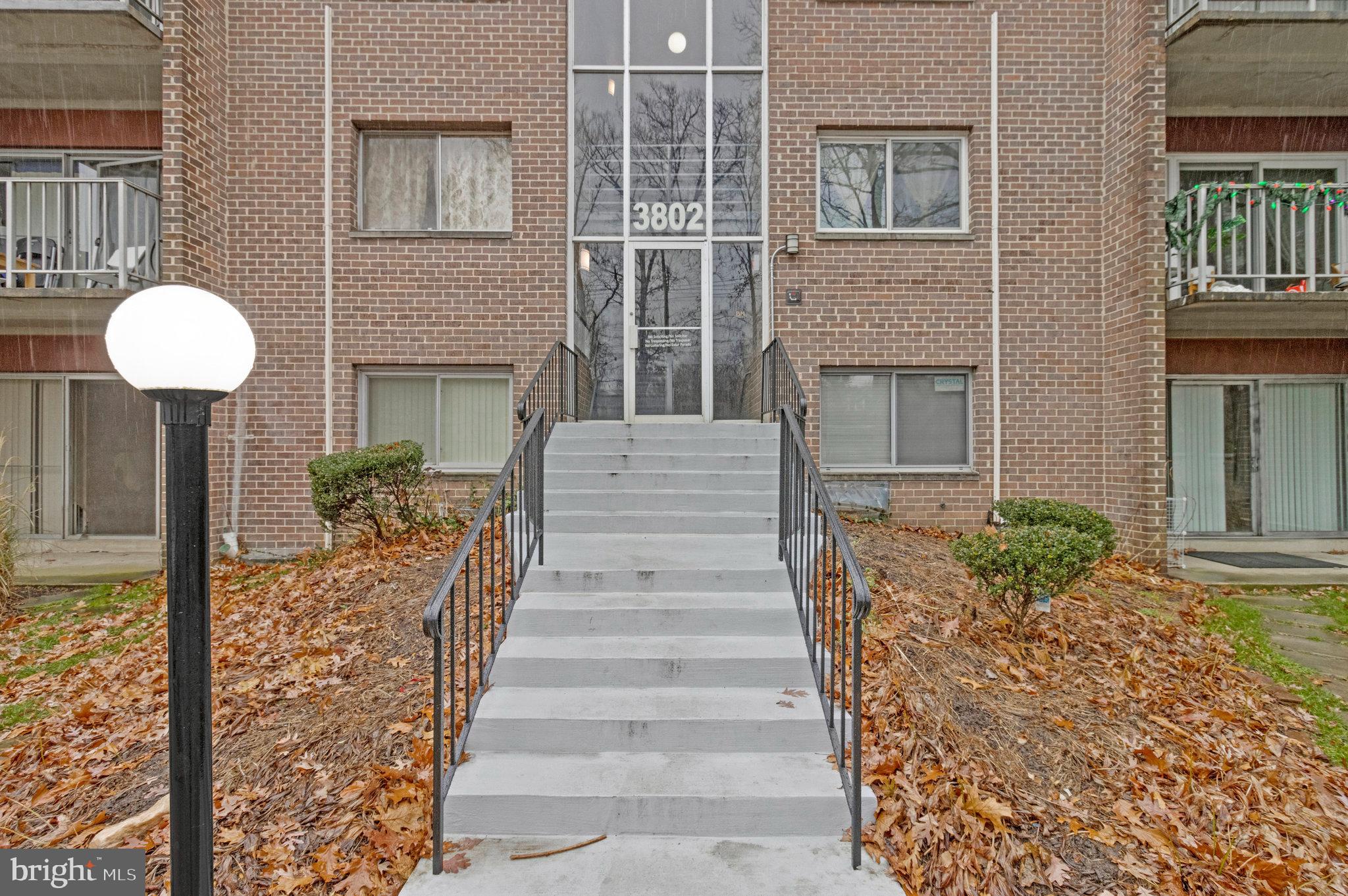 Buyer's Financing Fell Through! Back on the Market!

Welcome to this beautiful 3-bedroom, 2-bath condo. Freshly painted throughout, this move-in ready home features hardwood floors that add warmth and character to the main living areas. The open living and dining areas provide a perfect layout ideal for both everyday living and entertaining. Ideally located just minutes from Aspen Hill Shopping Center, Plaza Del Mercado Shopping Center, Glenmont Metro, and the Mid-County Connector (I-370), this home offers convenient access to shopping, dining, and major commuter routes.