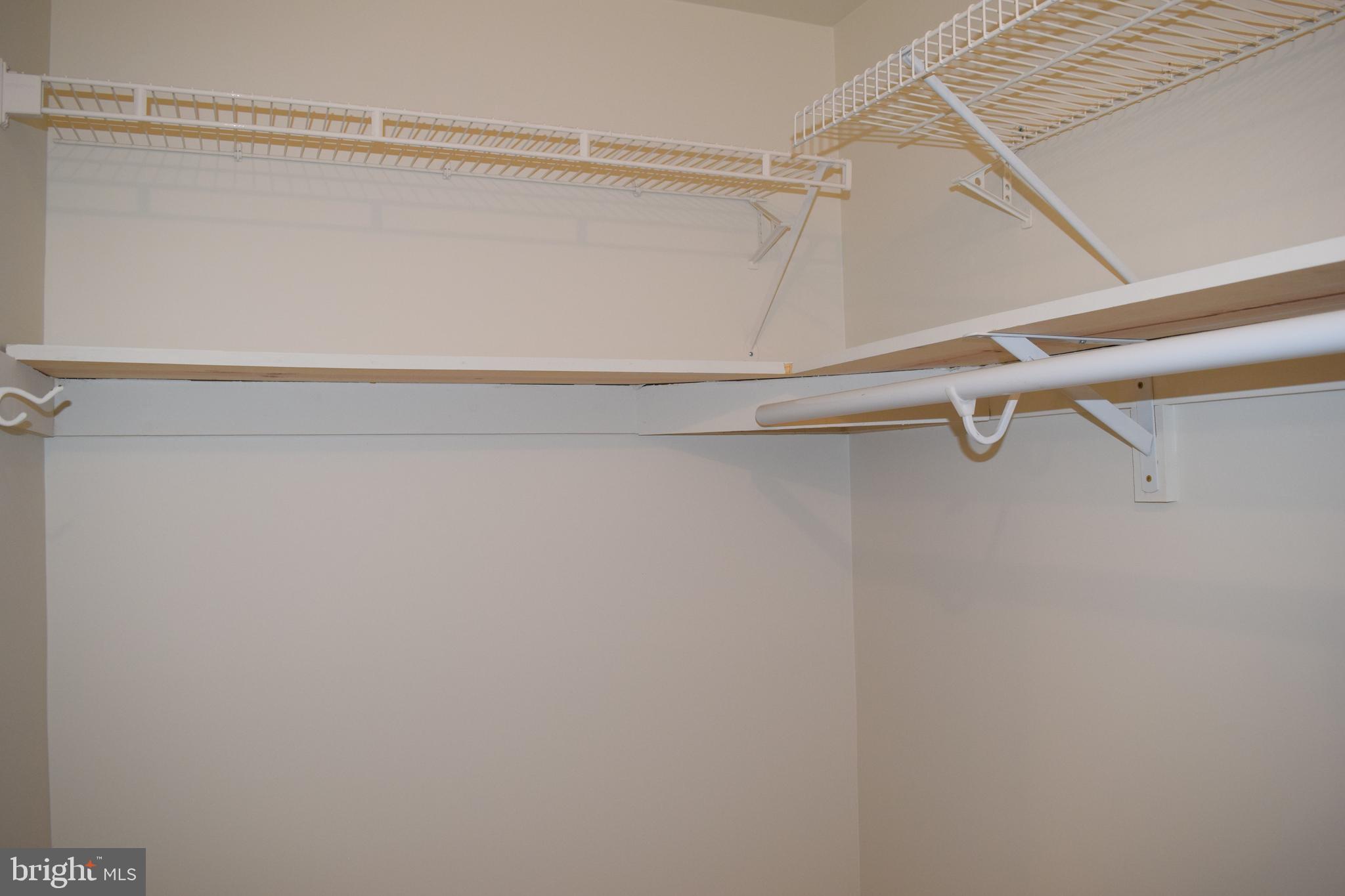 CLUSTERS AT WOODLAWN - Residential Lease