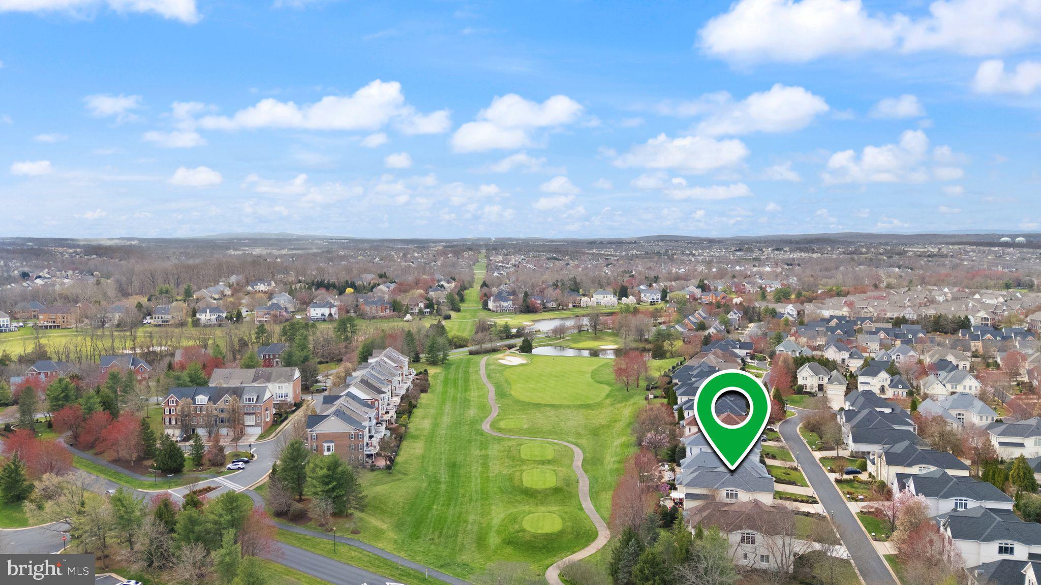 RIVER CREEK - Residential