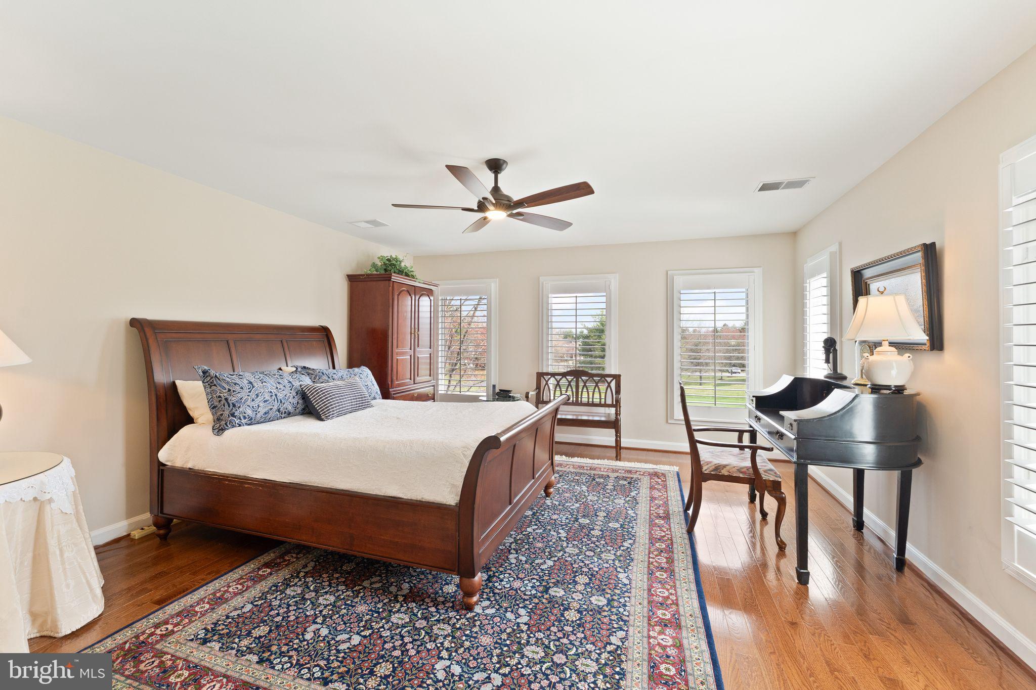 RIVER CREEK - Residential