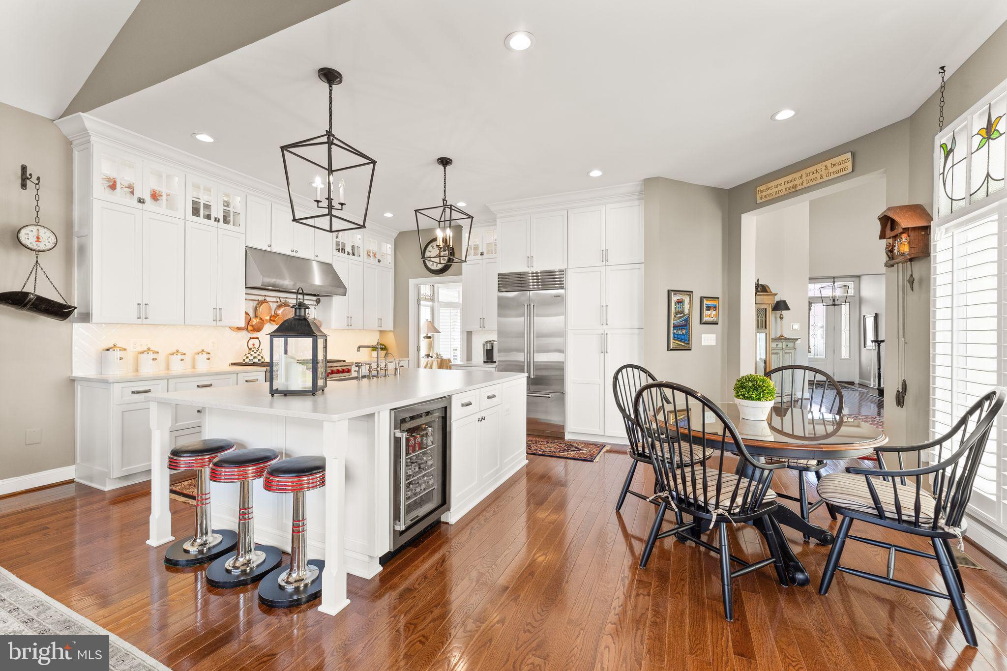 RIVER CREEK - Residential