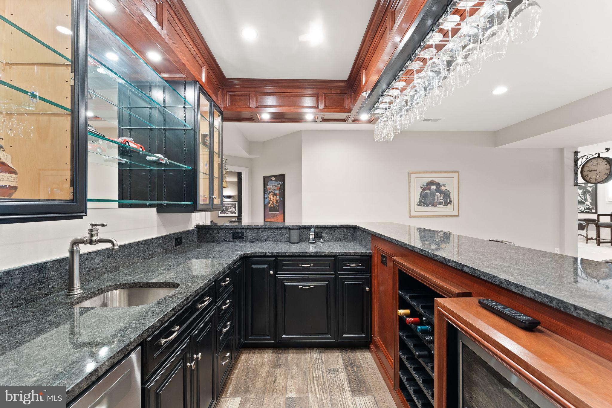 RIVER CREEK - Residential