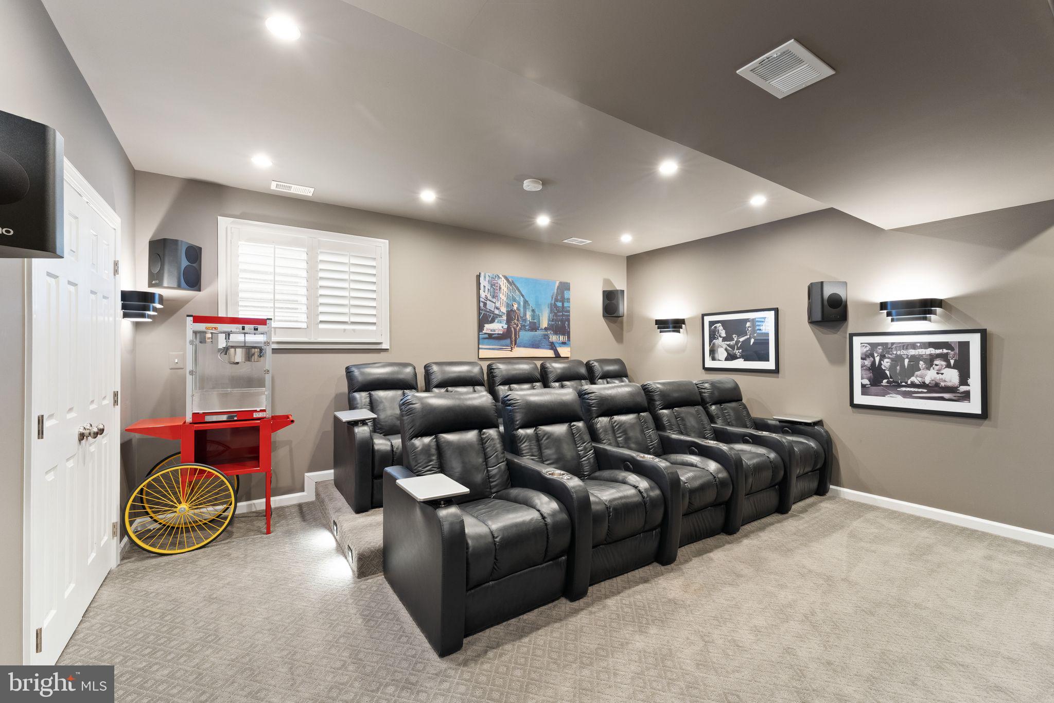 RIVER CREEK - Residential
