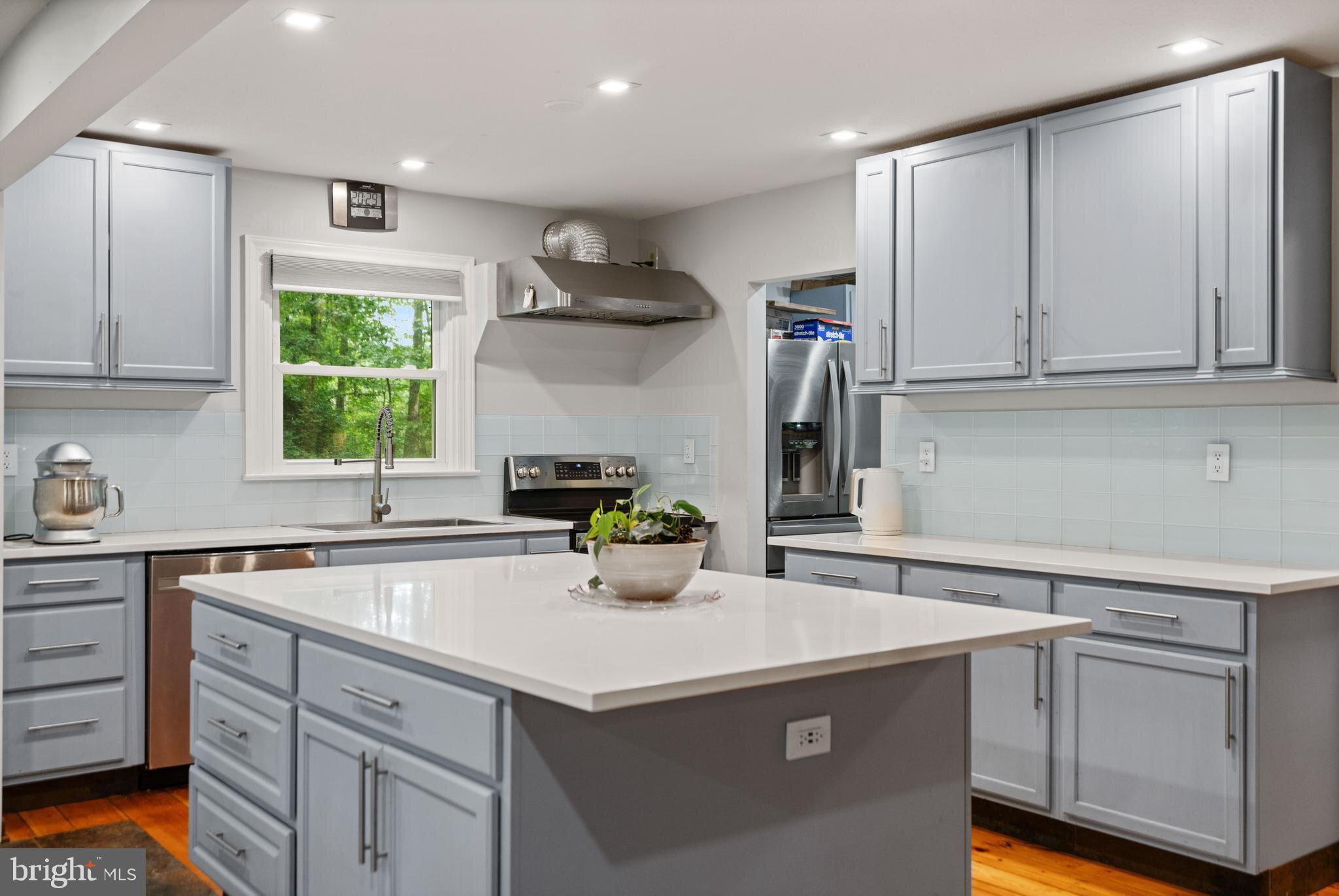 LEETOWN - Residential