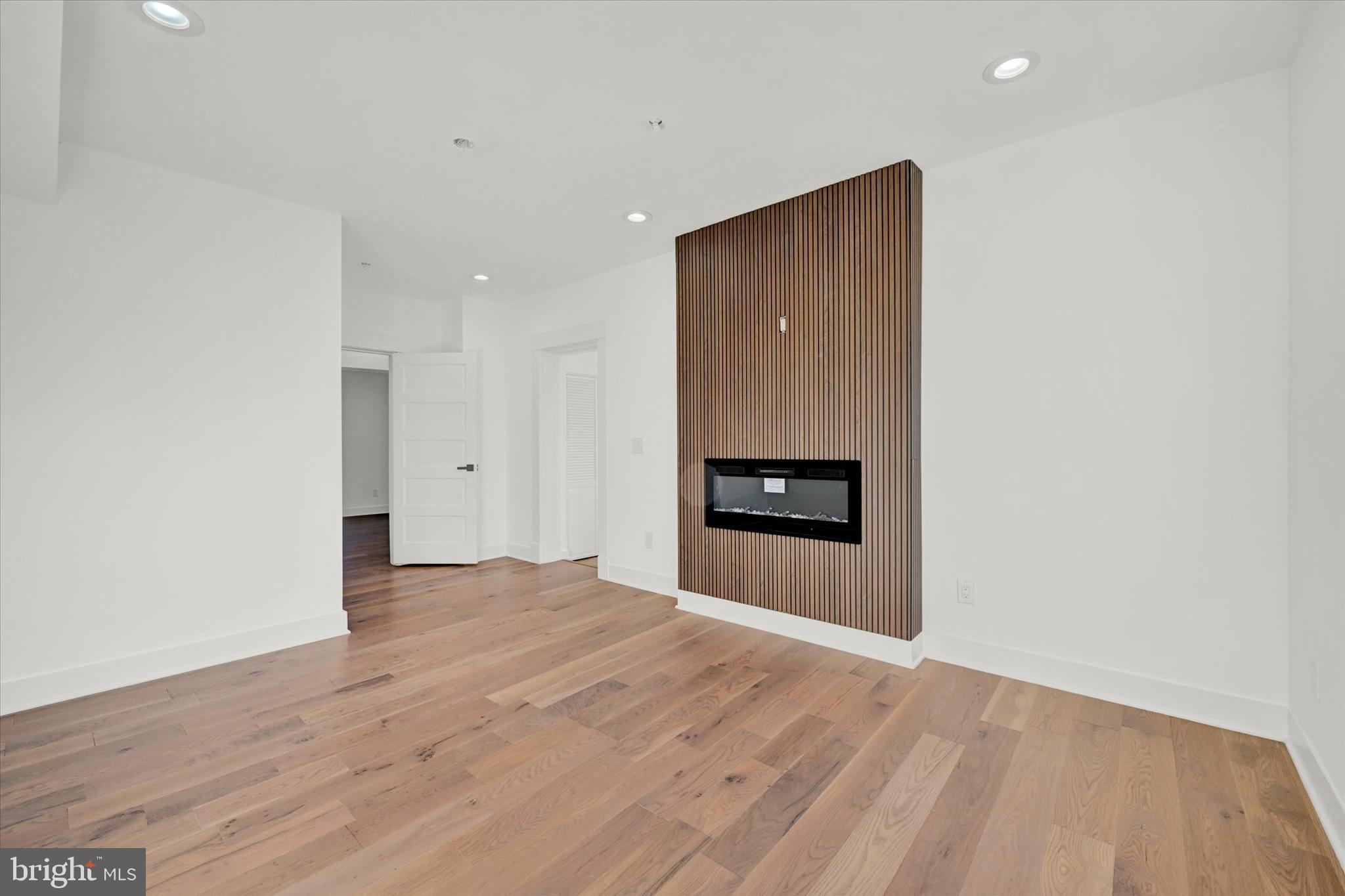 WESTMINSTER ELECTION DISTRICT - Residential
