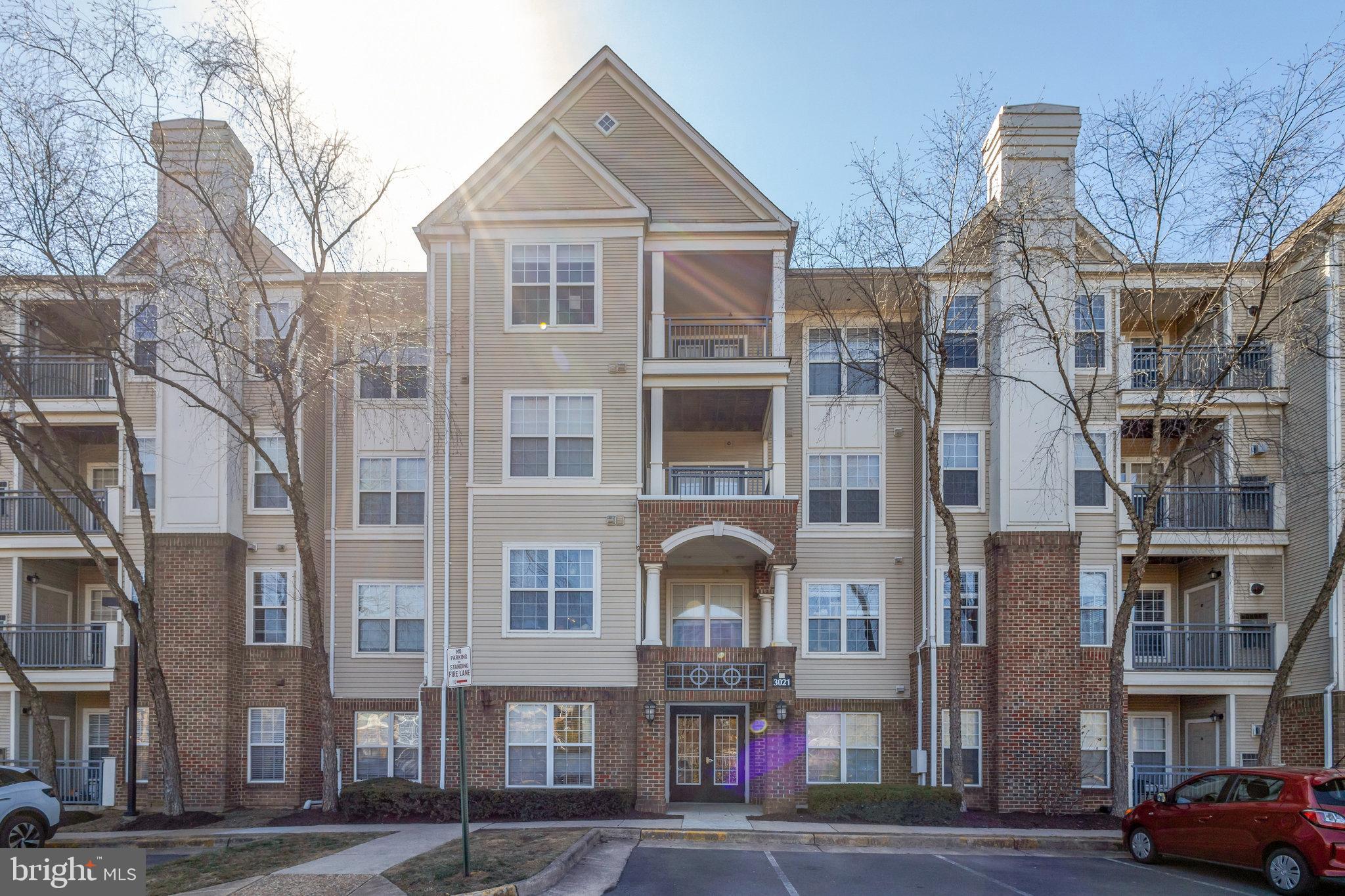 HIGH POINT AT JEFFERSON PARK - Residential