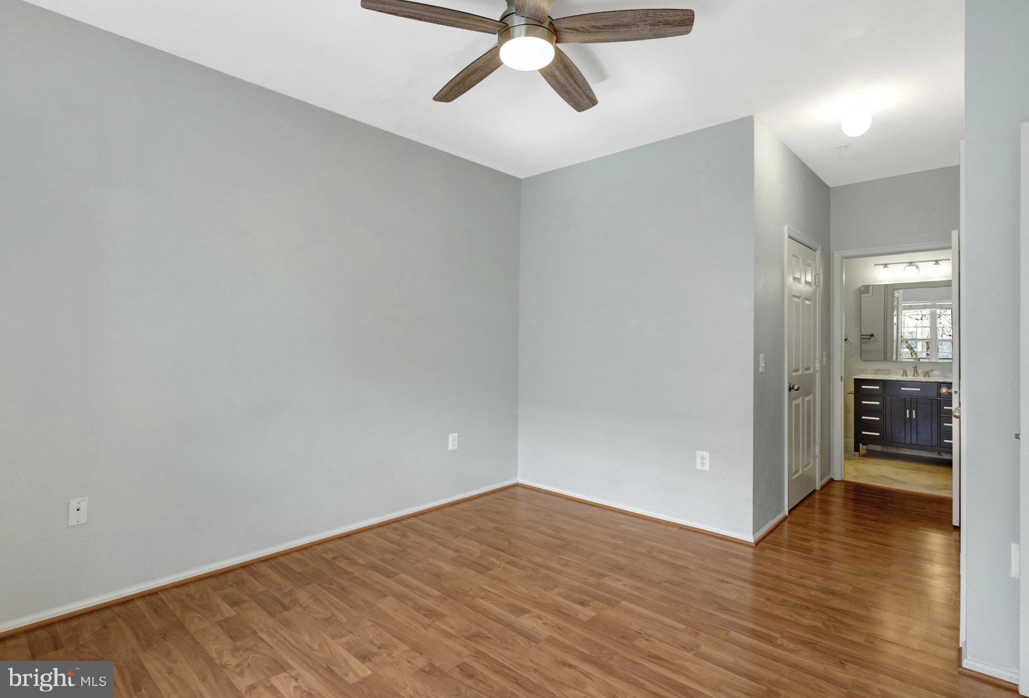 HIGH POINT AT JEFFERSON PARK - Residential