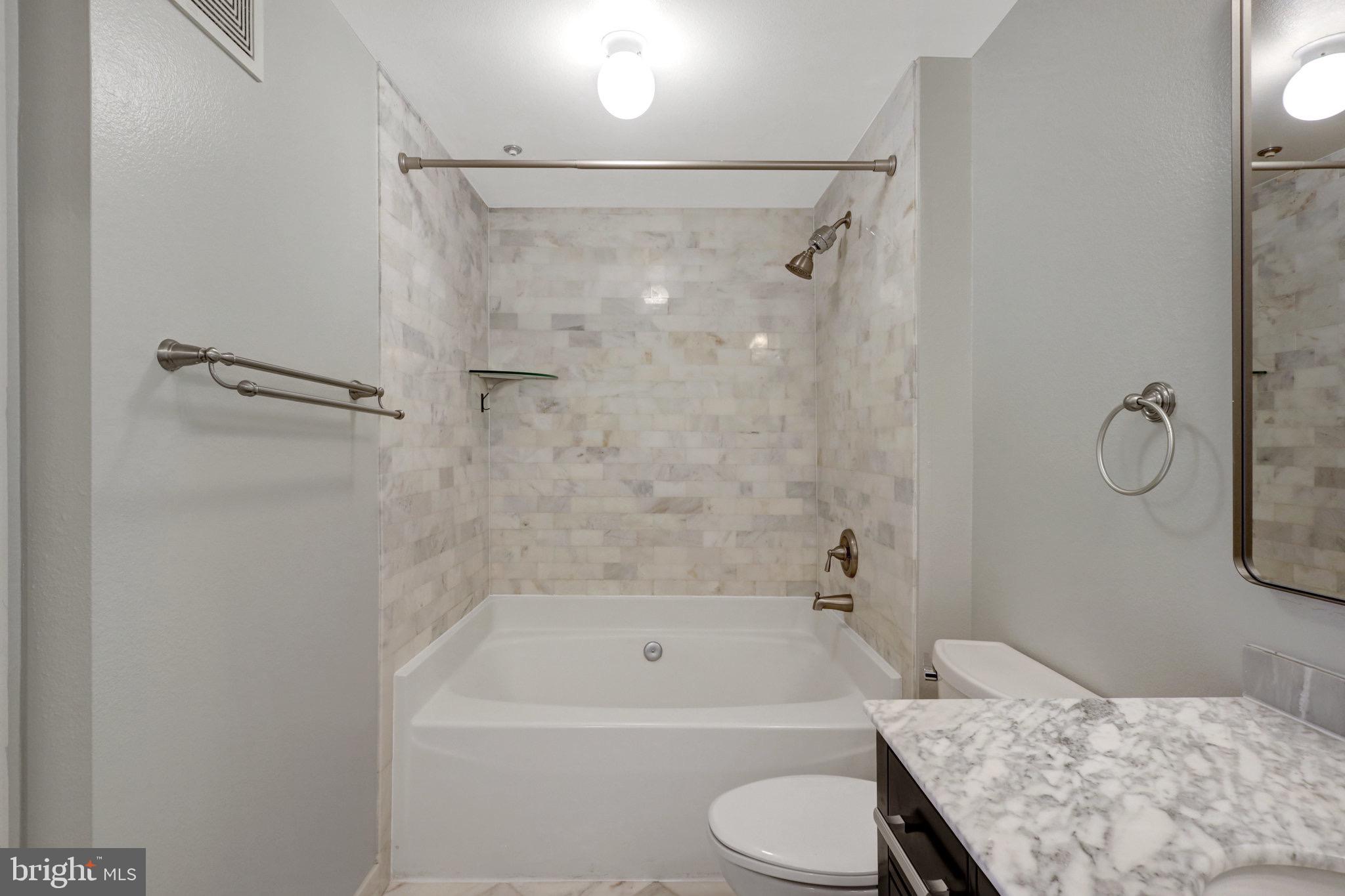 HIGH POINT AT JEFFERSON PARK - Residential