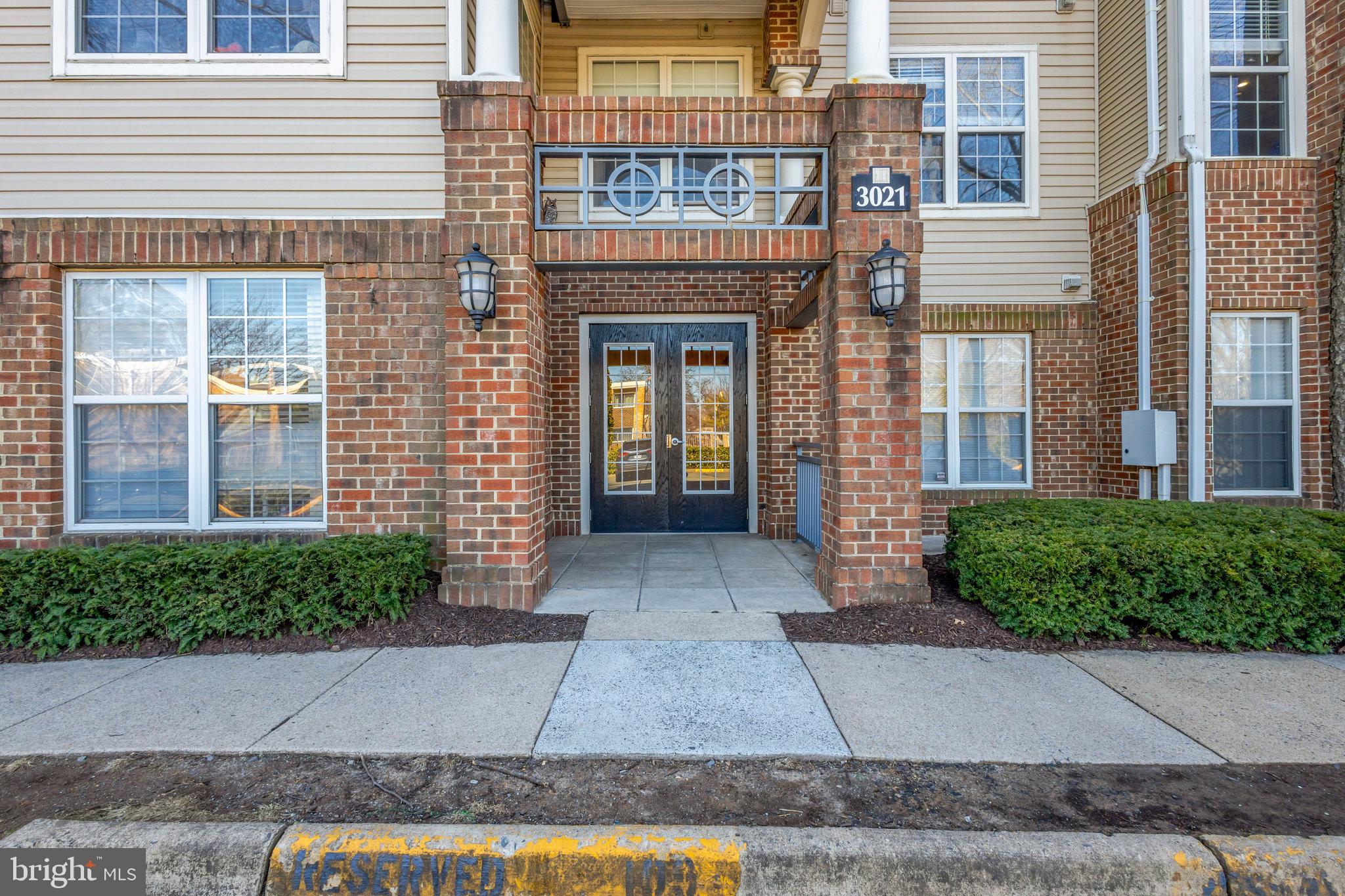 HIGH POINT AT JEFFERSON PARK - Residential