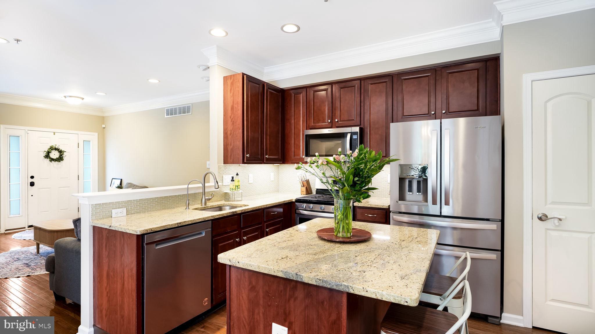 CARRIAGE HILL - Residential