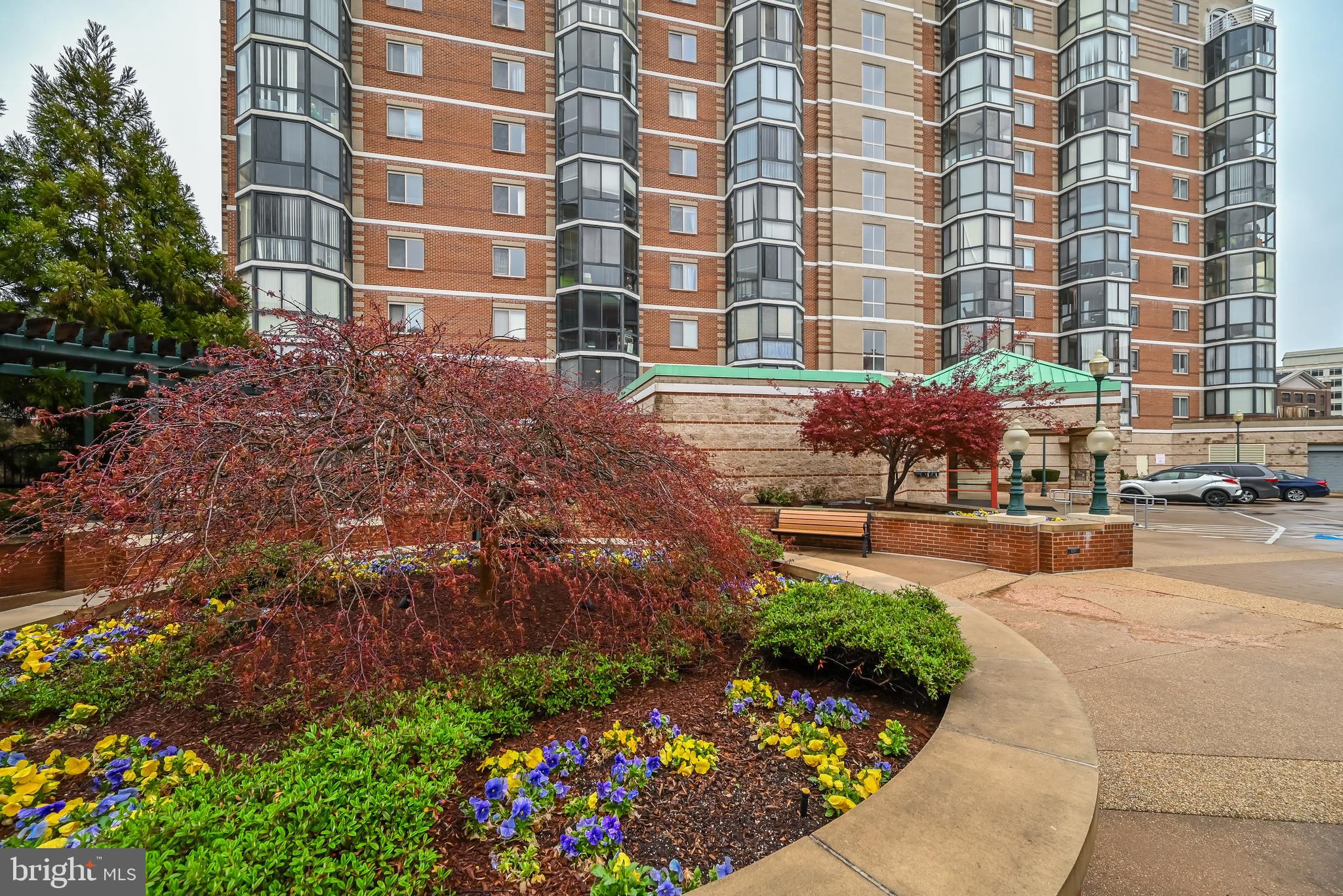 THE VICTORIA CODM - Residential