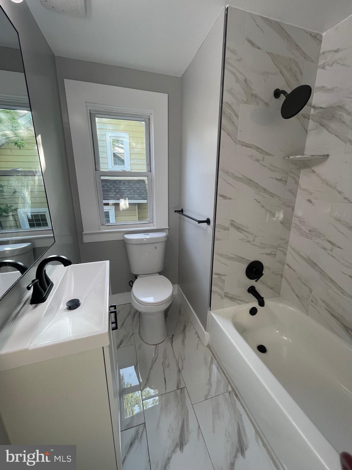 ELMWOOD - Residential