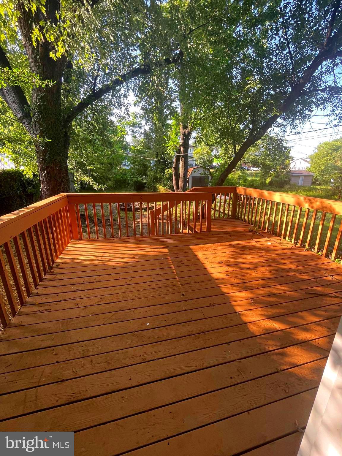 ELMWOOD - Residential