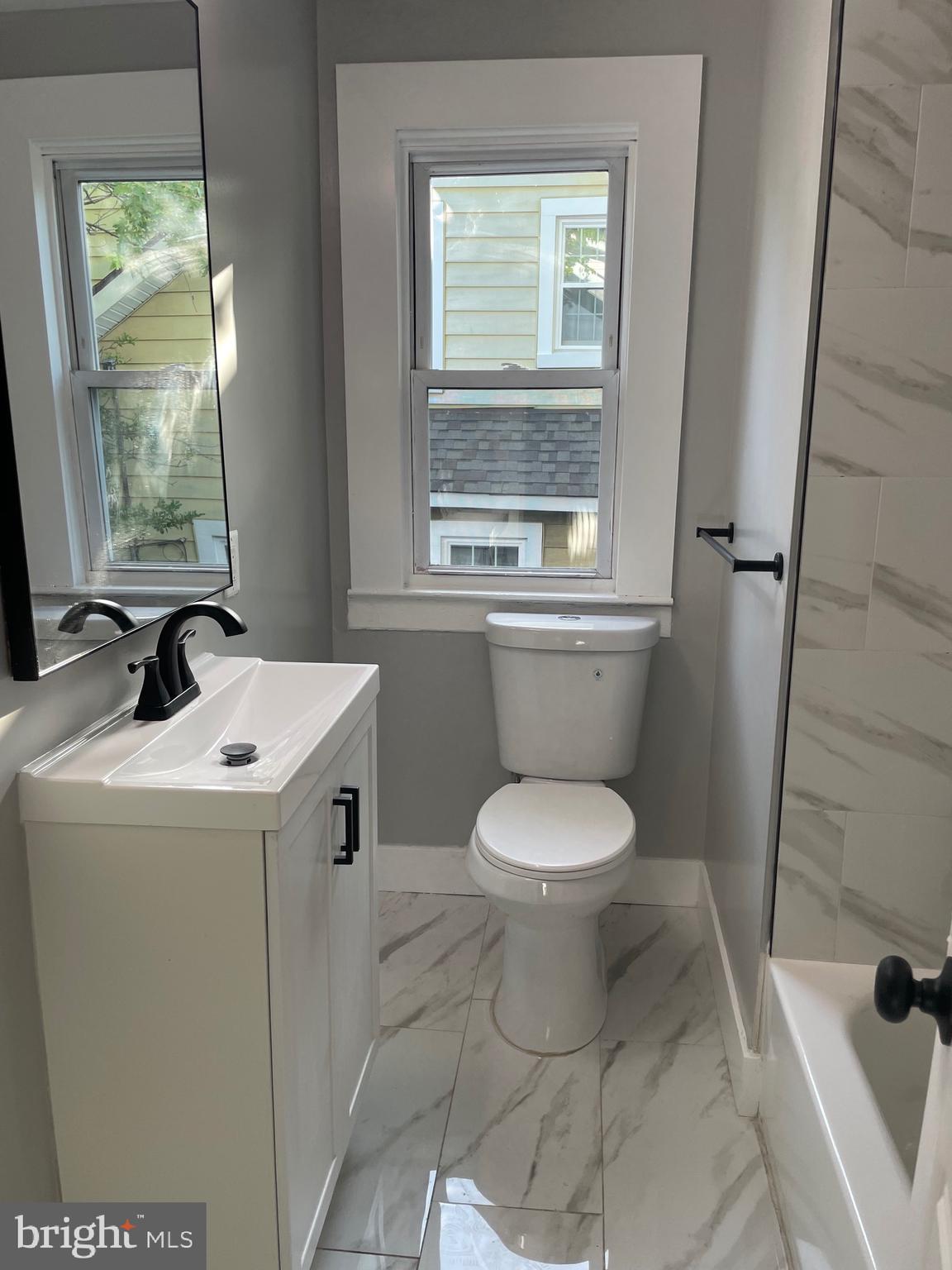 ELMWOOD - Residential