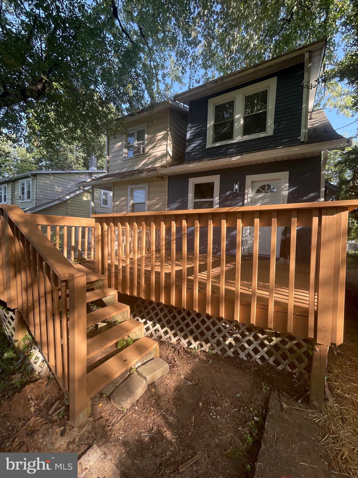ELMWOOD - Residential
