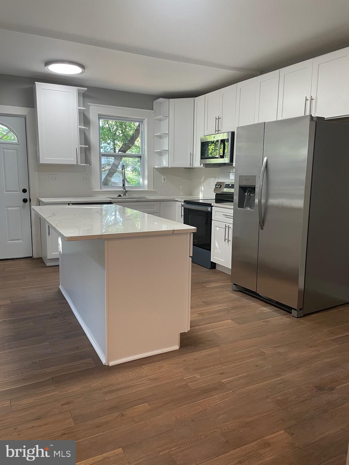 ELMWOOD - Residential