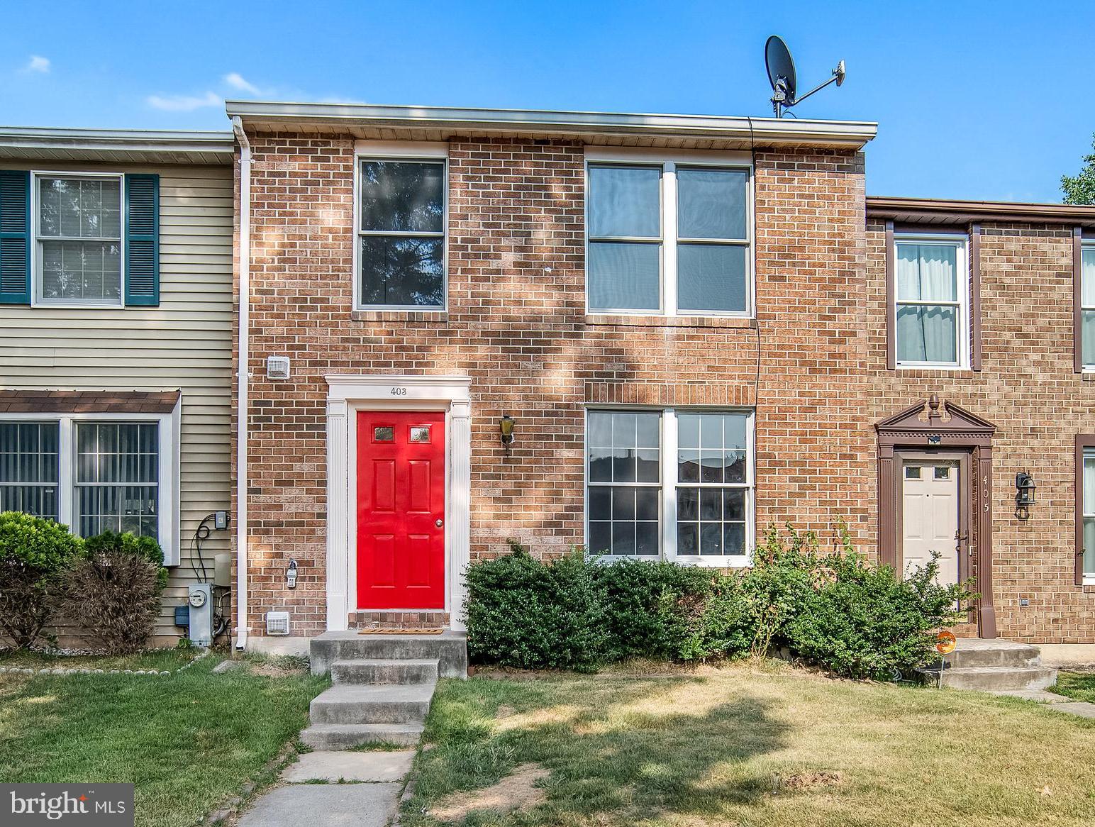 WOODS EDGE TOWNHOME CONDOMINIUMS - Residential