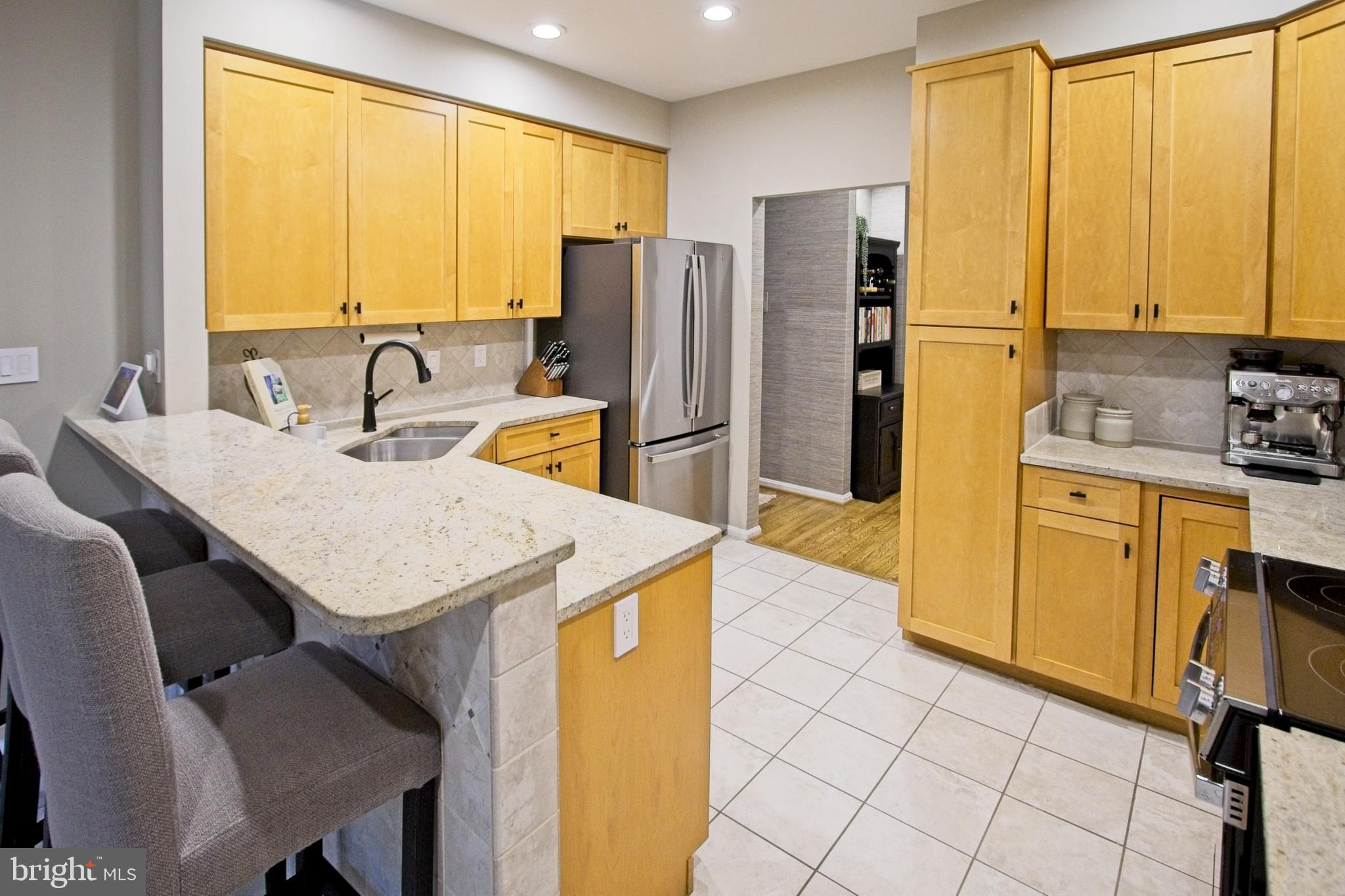 RESTON - Residential