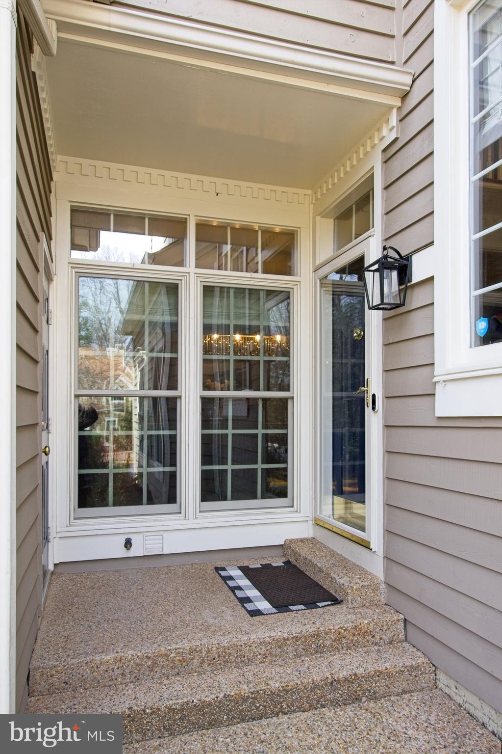 RESTON - Residential