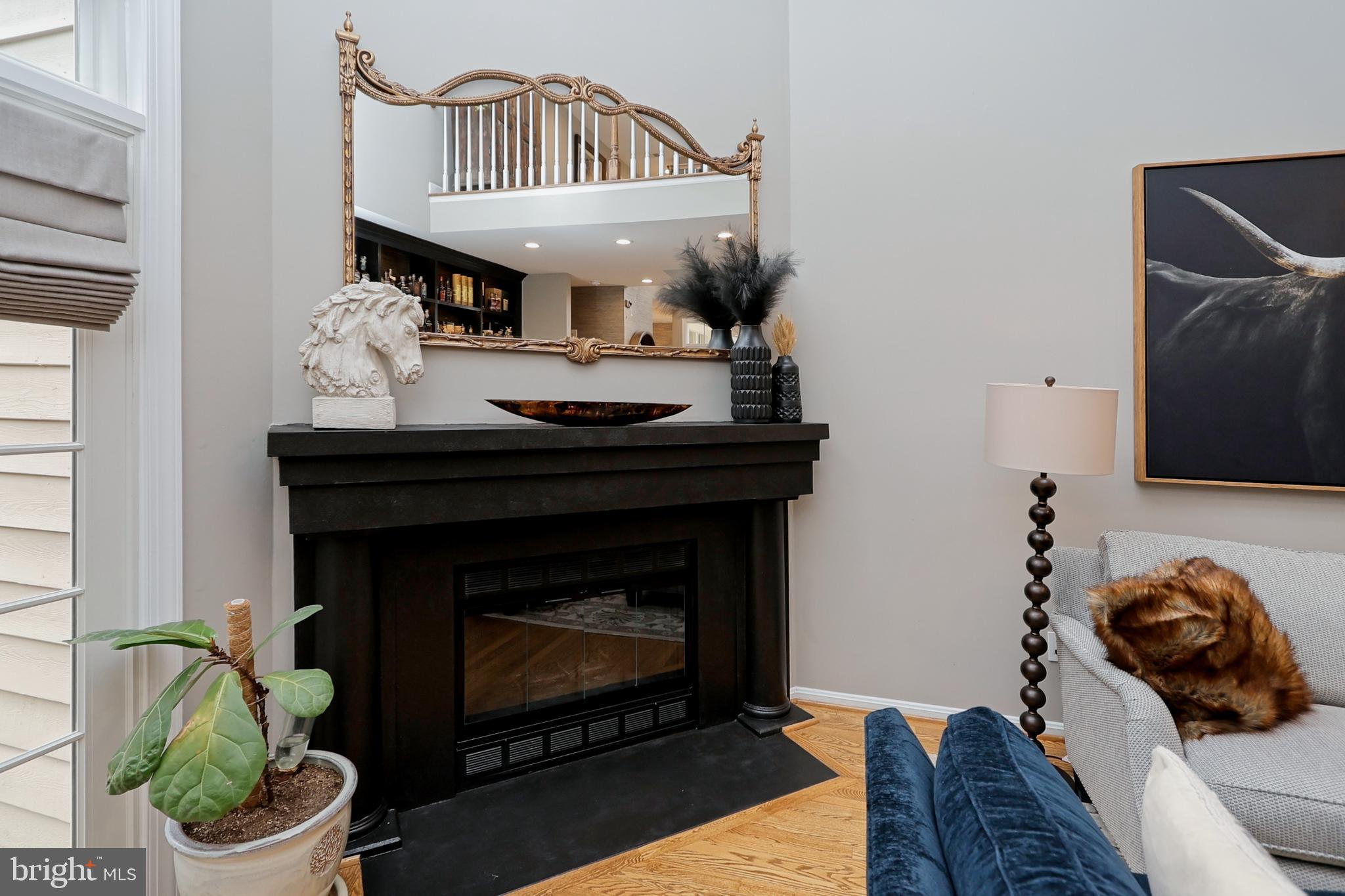RESTON - Residential