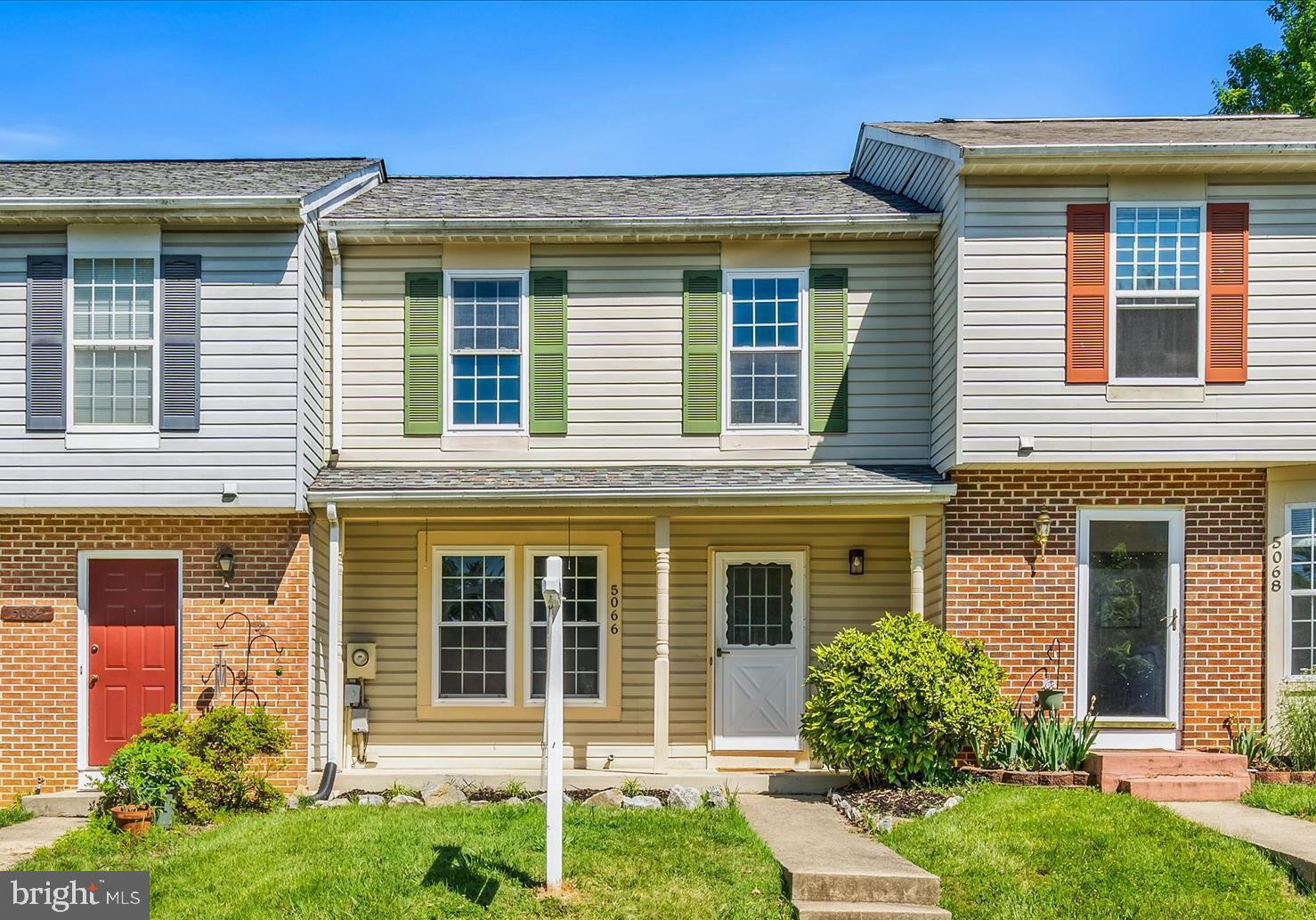 Check out this completely updated townhome located in a prime Frederick location with no city taxes. This home offers an updated kitchen with new LVP flooring on the main level.  The upstairs provides three bedrooms that include a spacious primary suite and an on-suite full bathroom.  The lower level provides extra living space and a bathroom.  Enjoy greenspace as the large deck over looks a meadow with  no homes right behind you.  The neighborhood is positioned to give easy access to major commuter routes, shopping, dining, and Historic Downtown Frederick.
