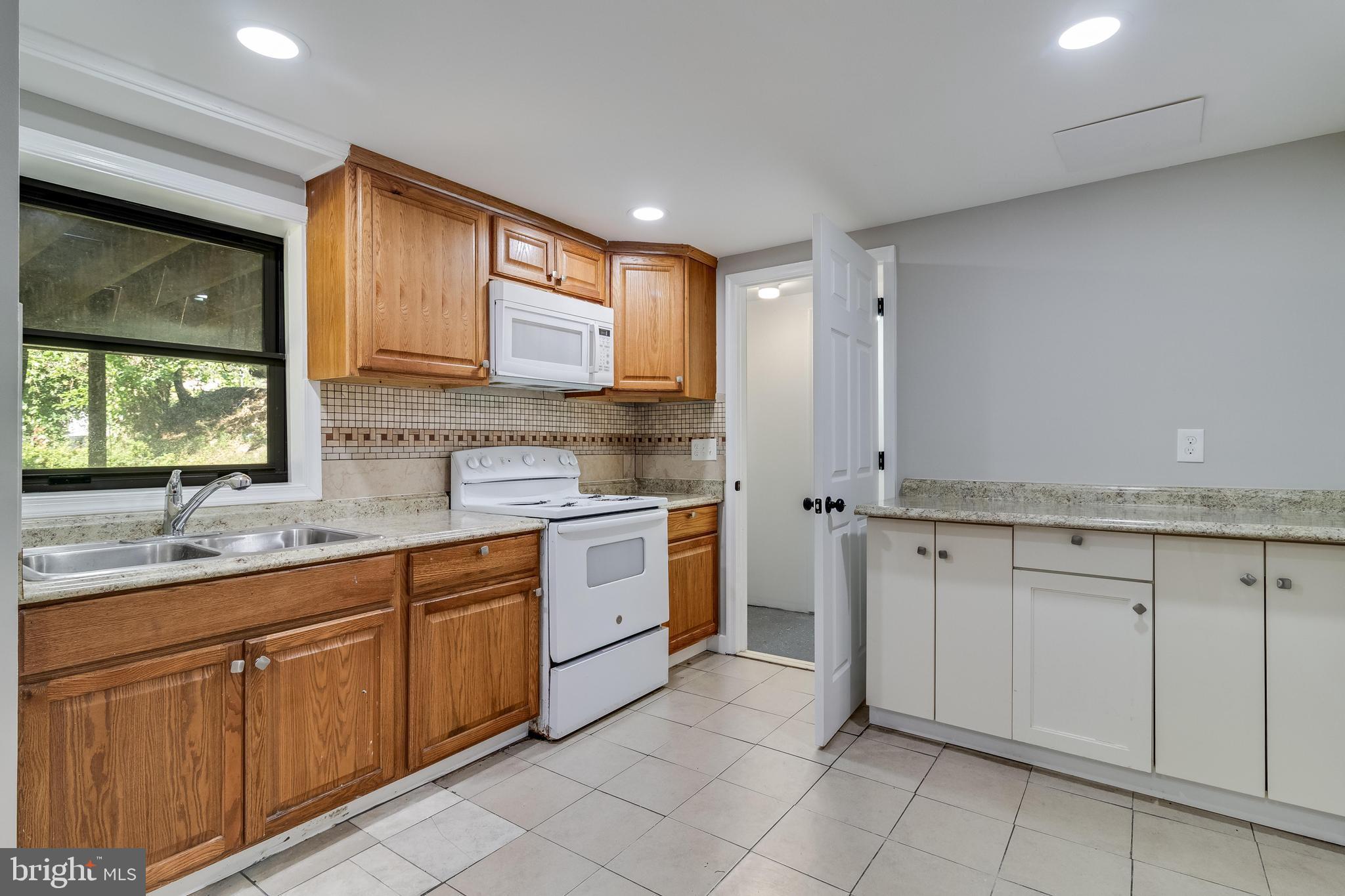FOREST HEIGHTS - Residential