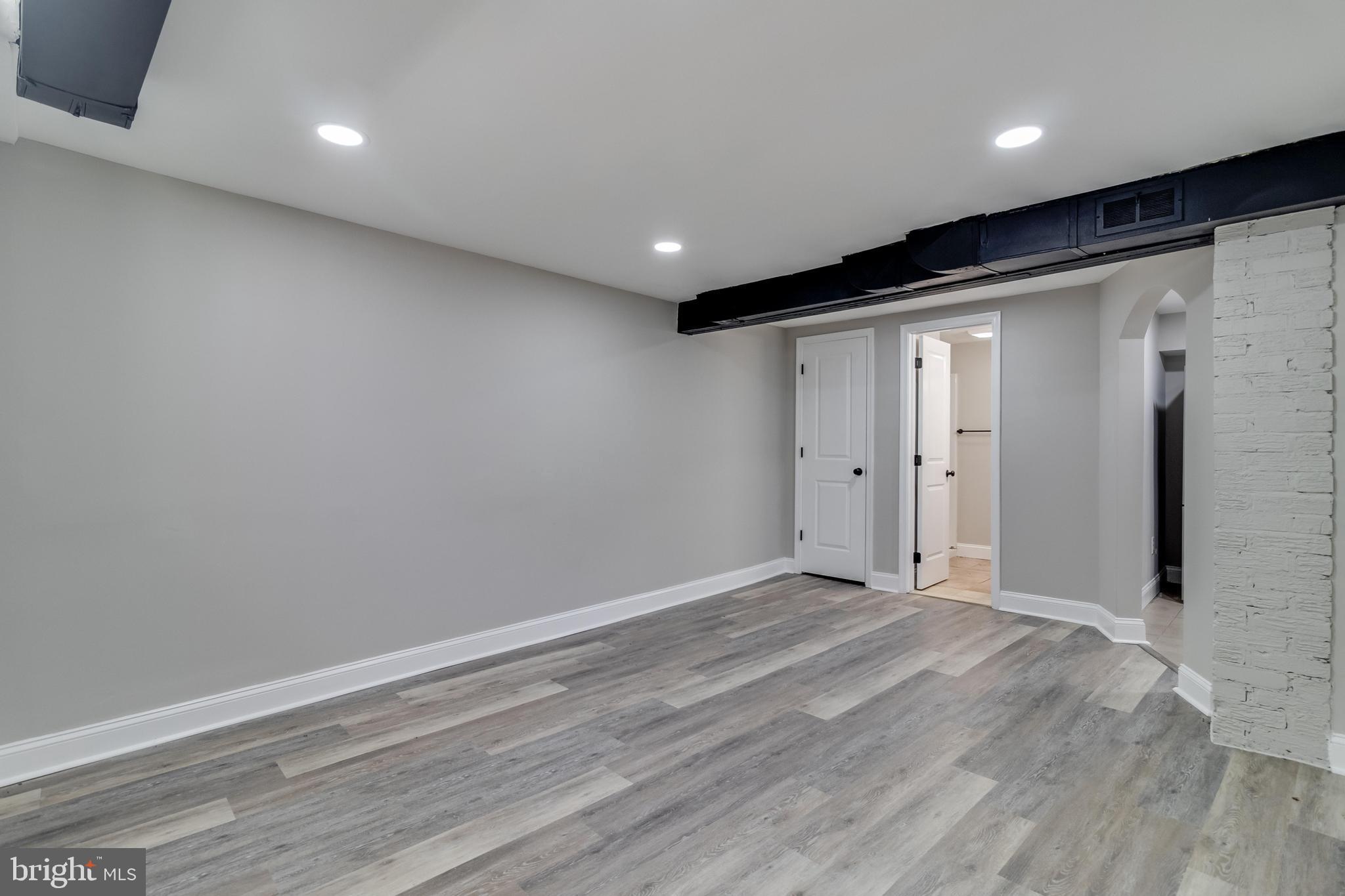 FOREST HEIGHTS - Residential