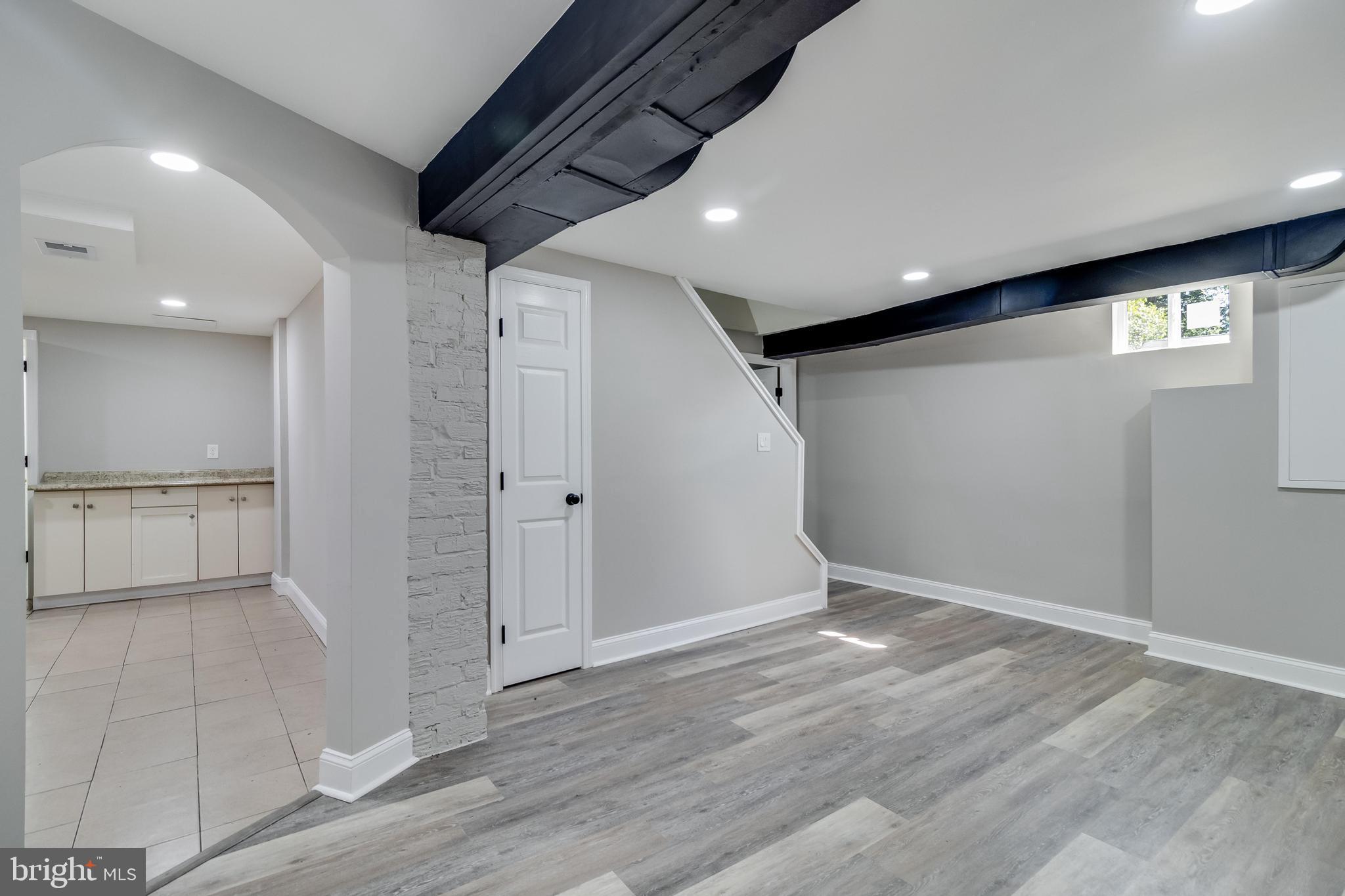FOREST HEIGHTS - Residential