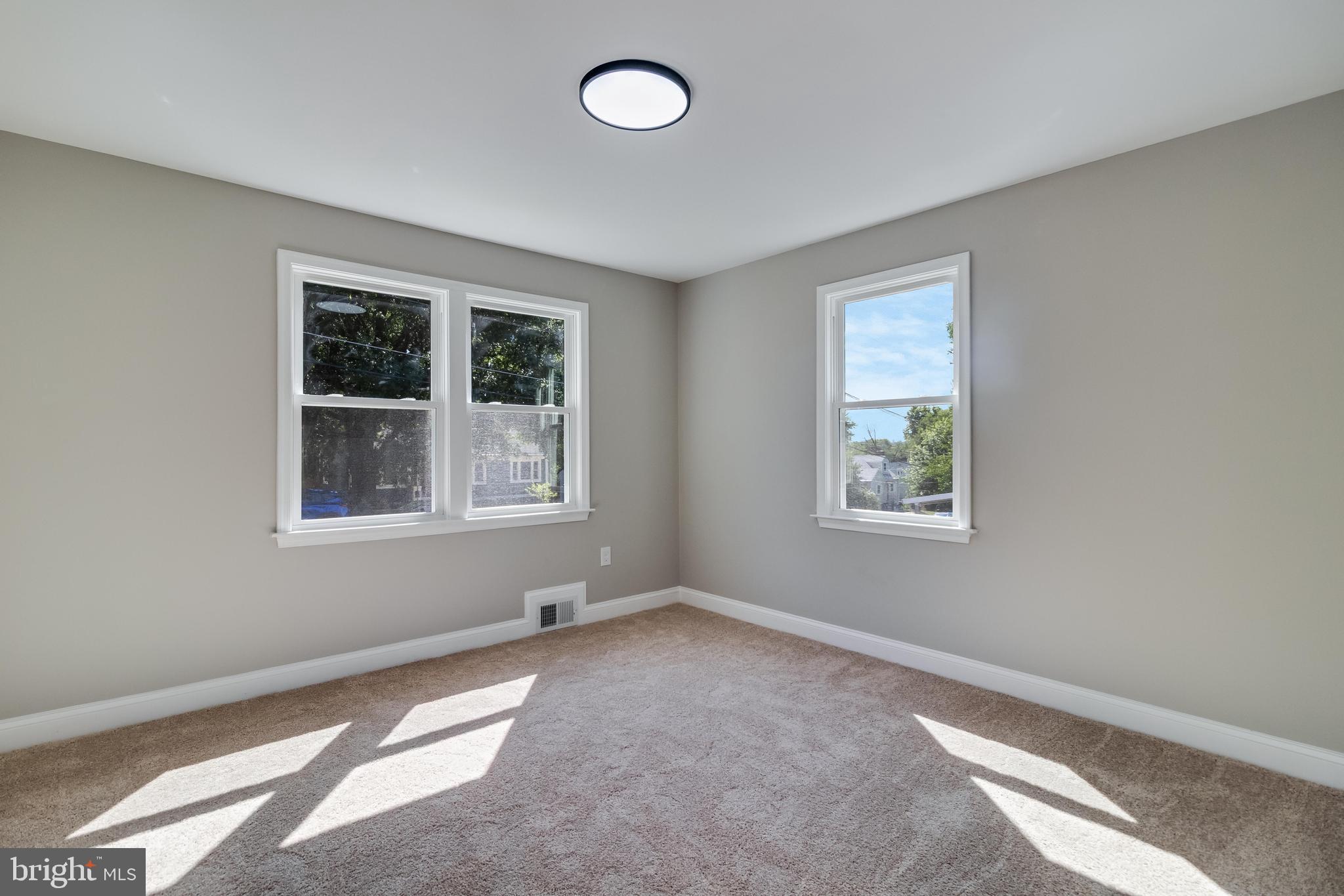 FOREST HEIGHTS - Residential