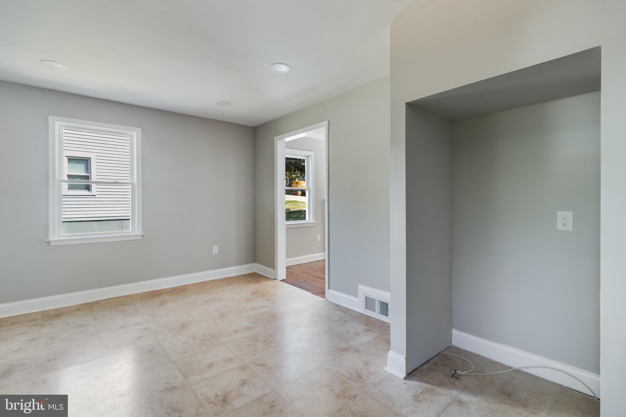 FOREST HEIGHTS - Residential