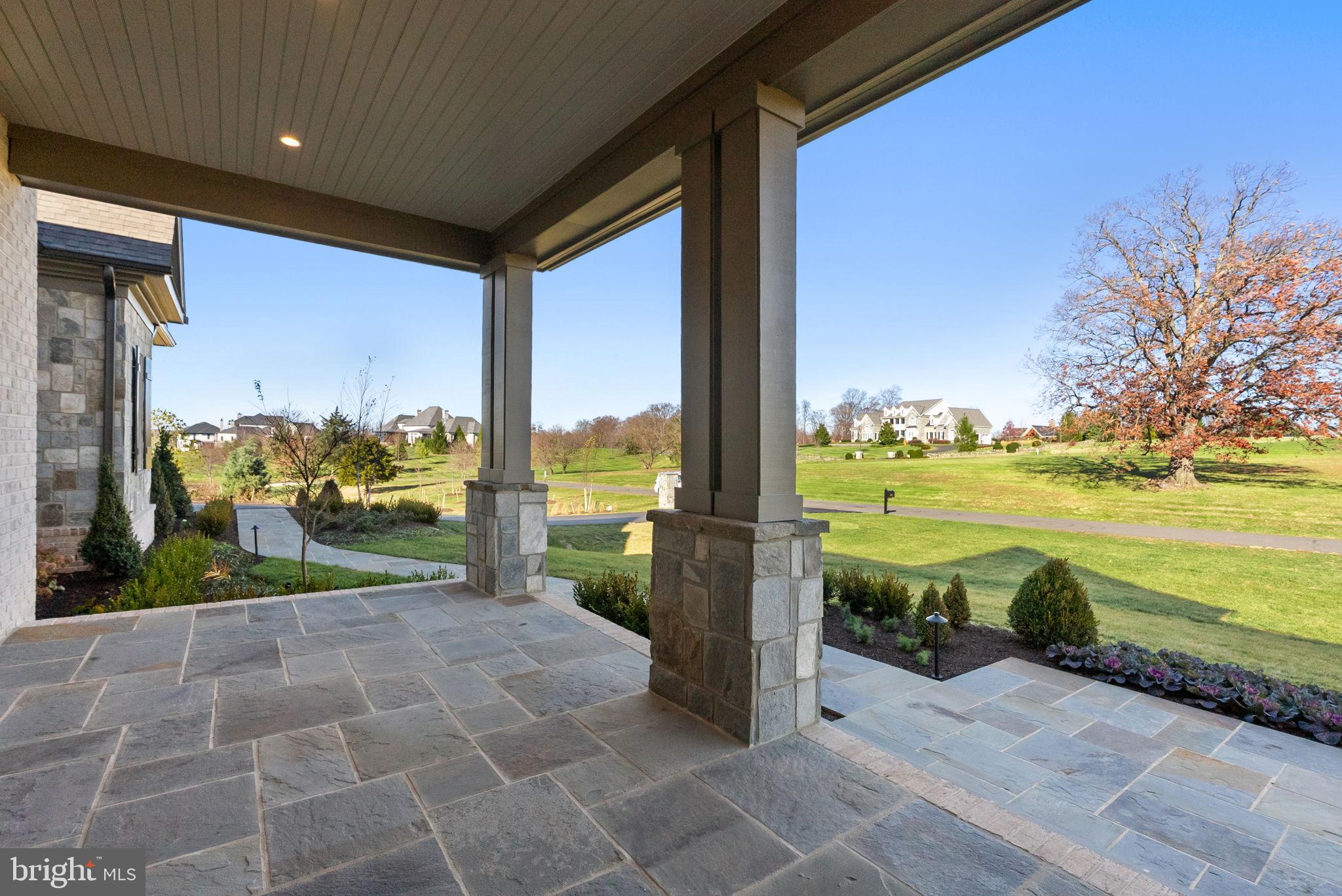 ESTATES @ CREIGHTON FARM - Residential