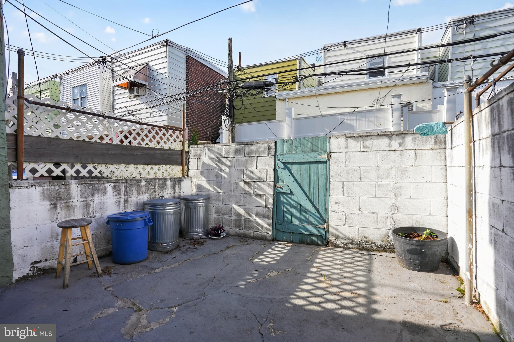 LOWER MOYAMENSING - Residential