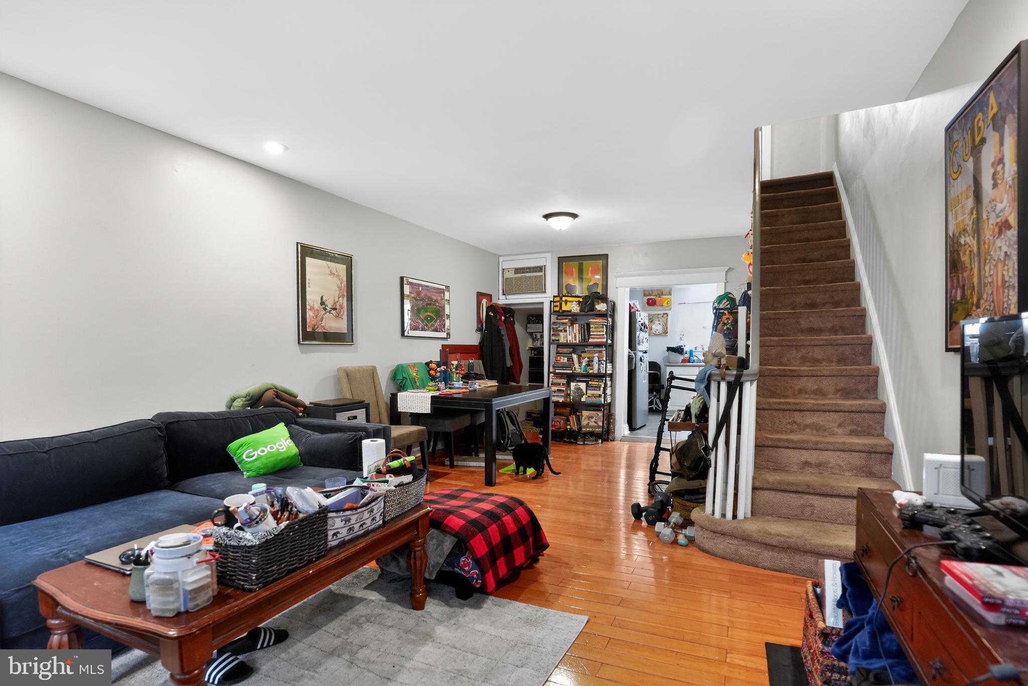 LOWER MOYAMENSING - Residential