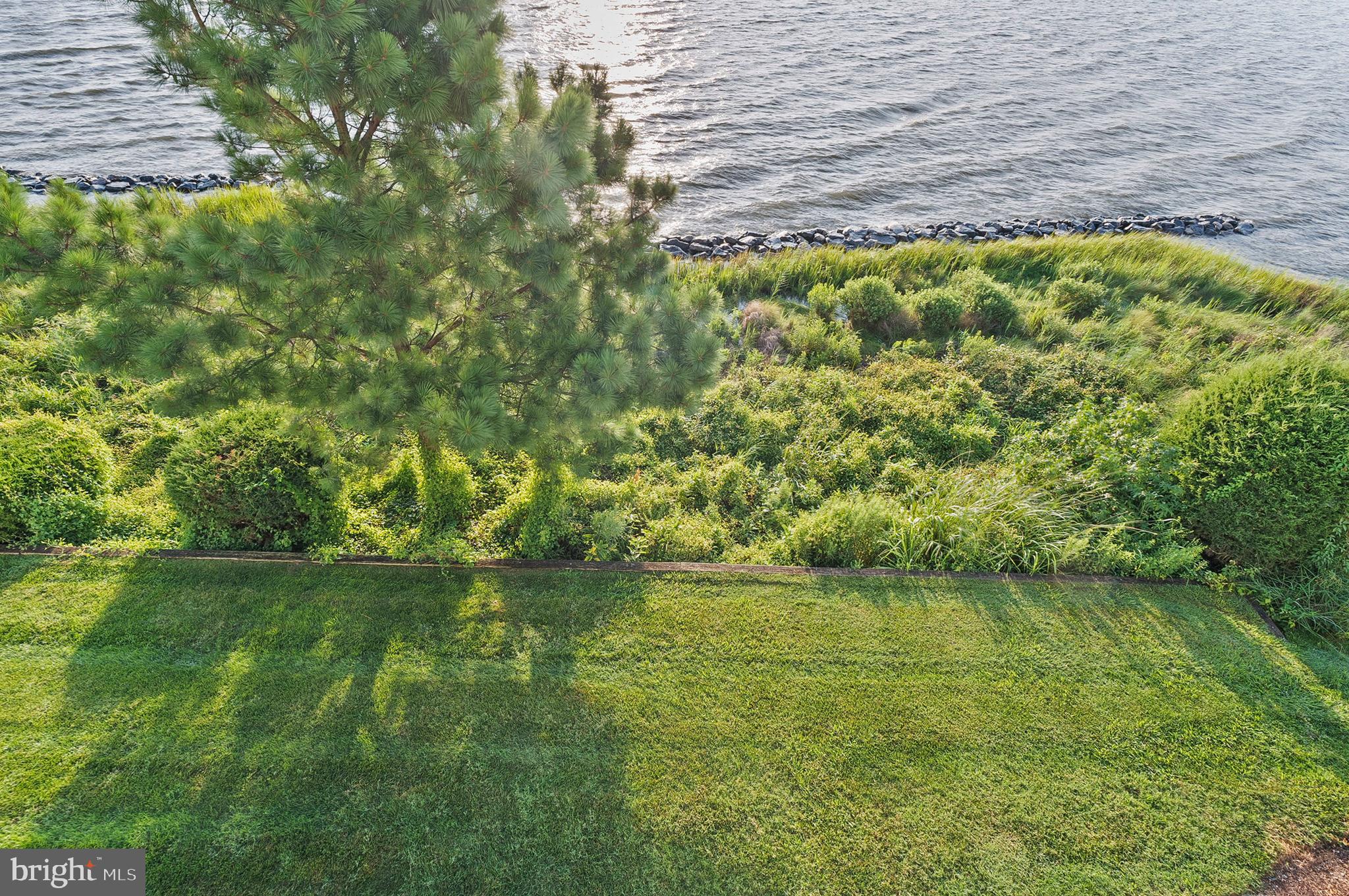 NARROWS POINTE - Residential