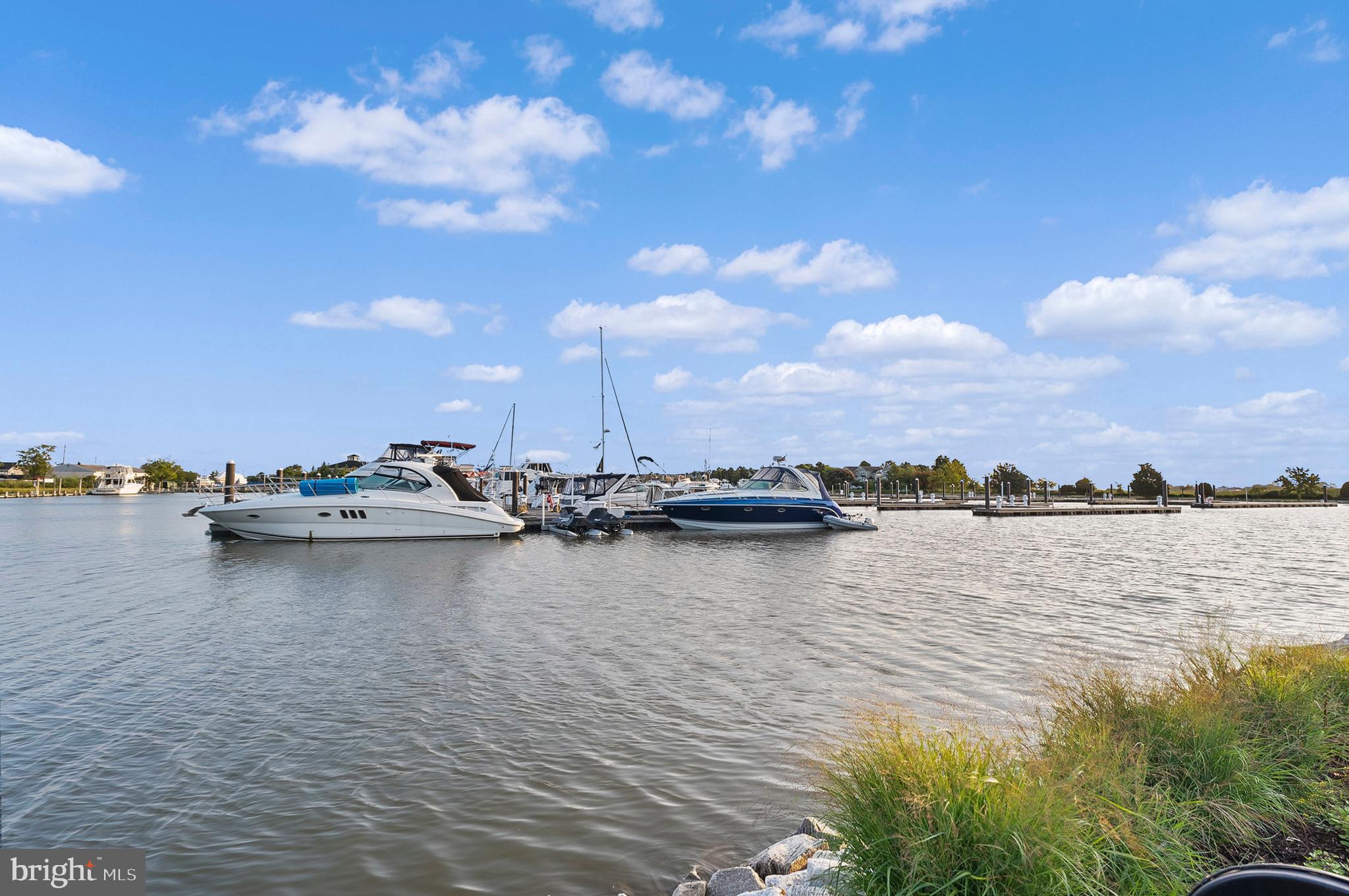 NARROWS POINTE - Residential