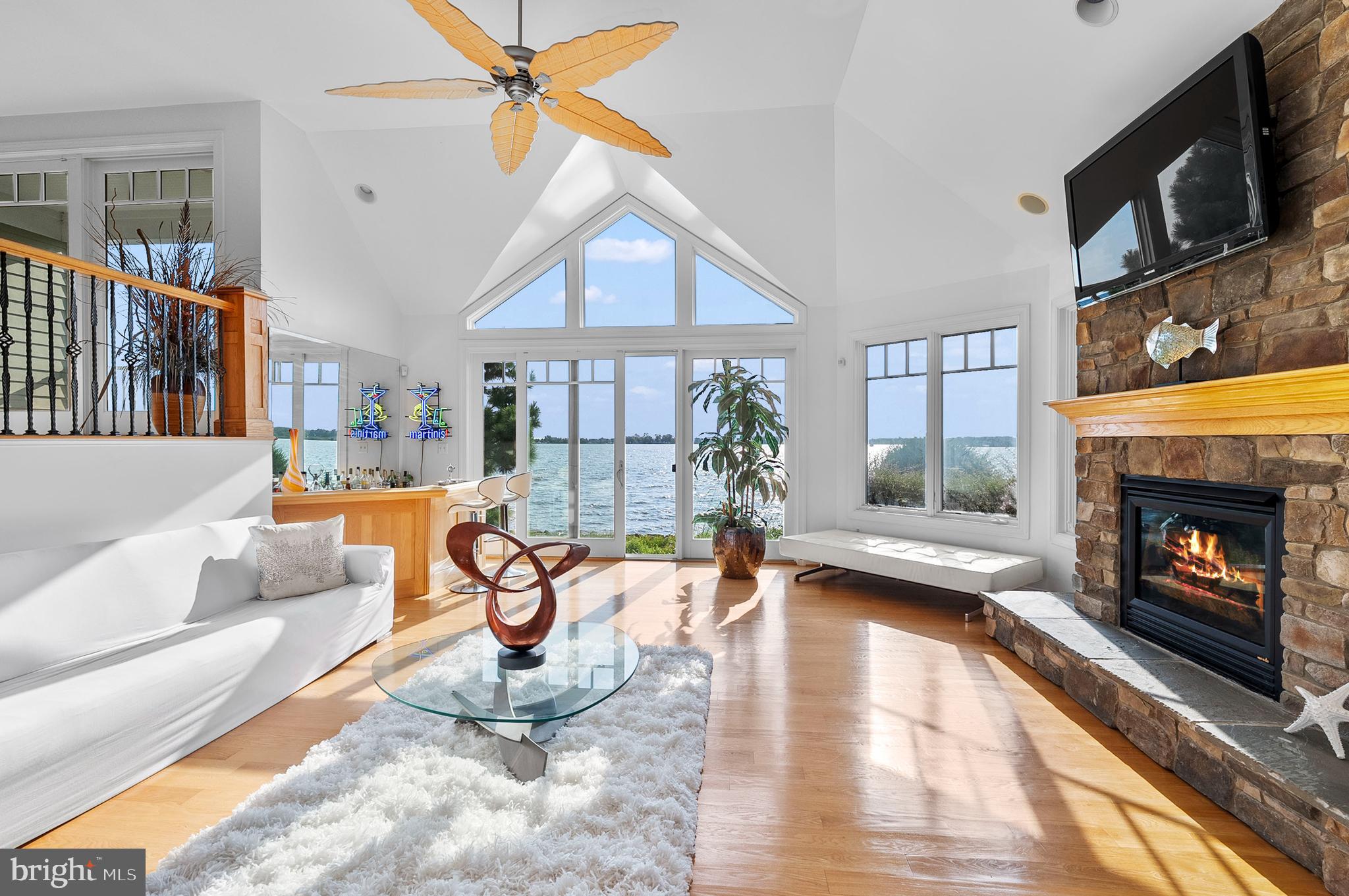 NARROWS POINTE - Residential