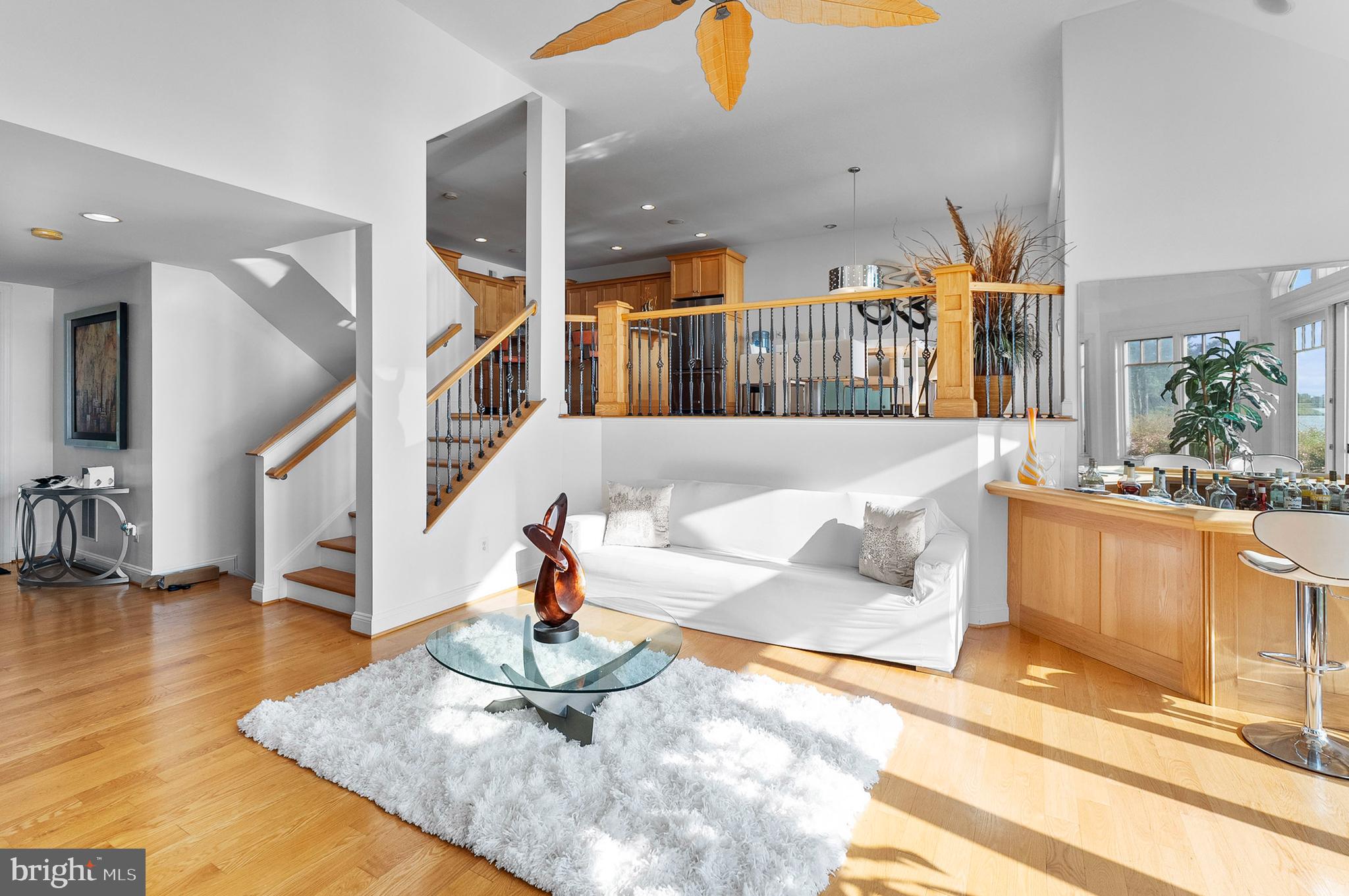 NARROWS POINTE - Residential