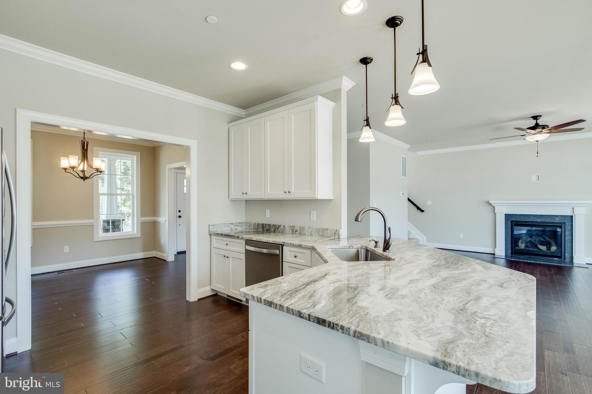 MIMOSA ADDITION TO MT CARMEL WOODS SUB - Residential