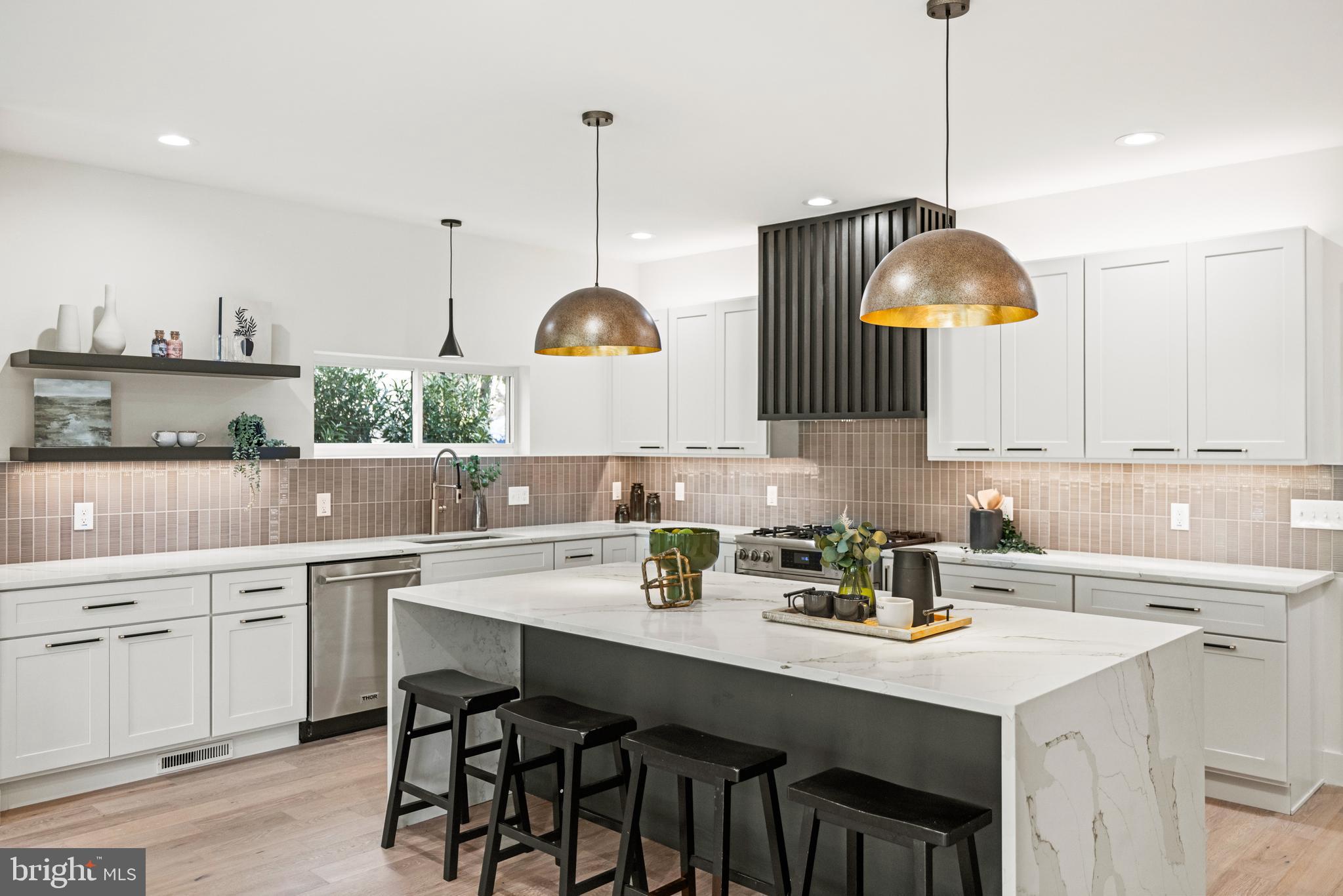 ALNOR HEIGHTS - Residential