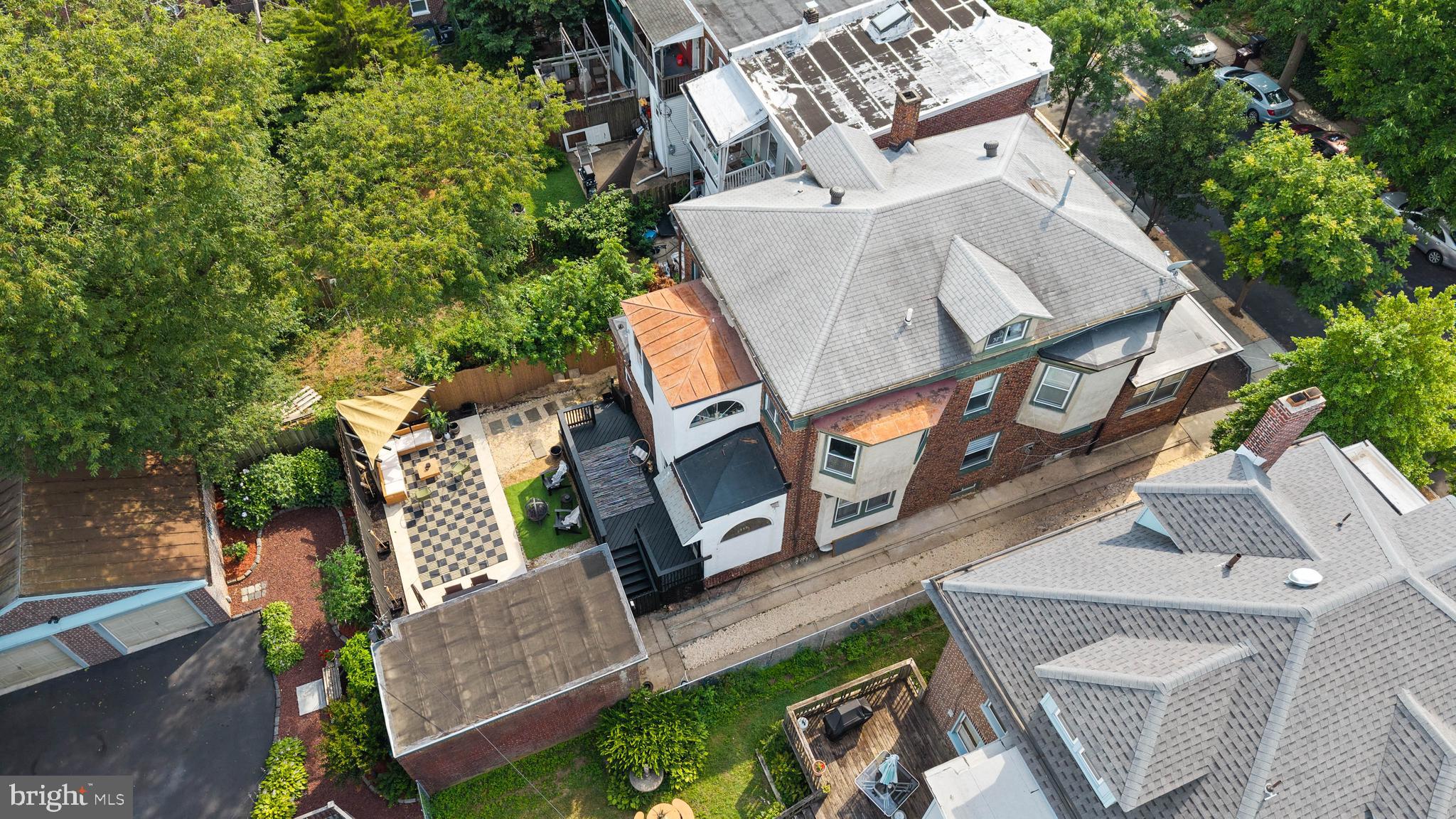 COOL SPRING - Residential