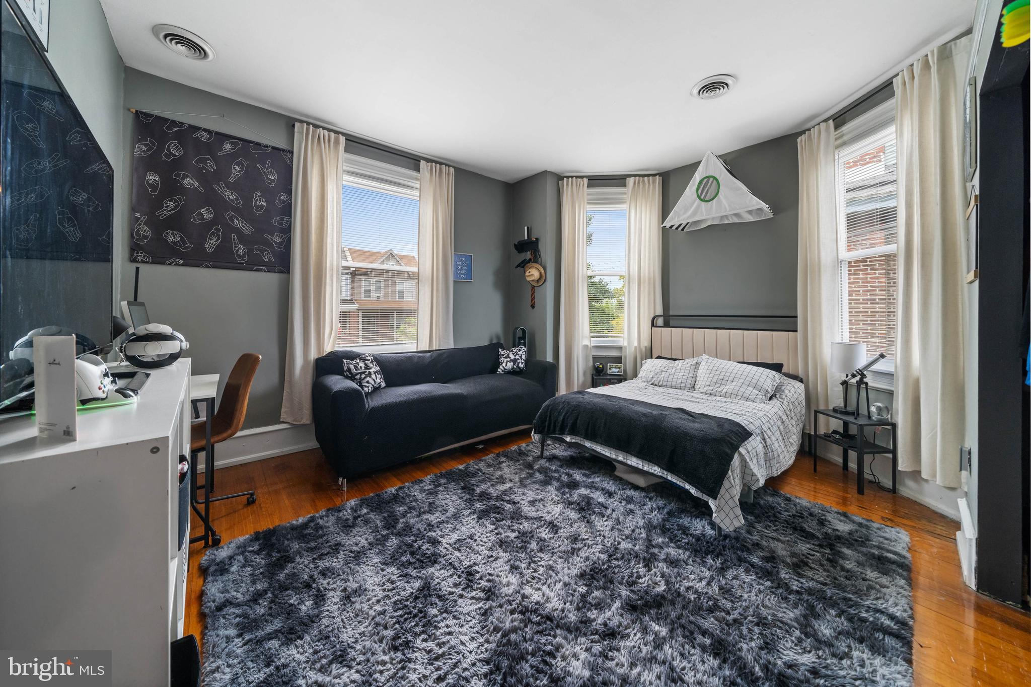 COOL SPRING - Residential