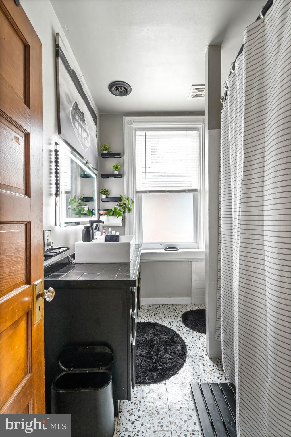 COOL SPRING - Residential