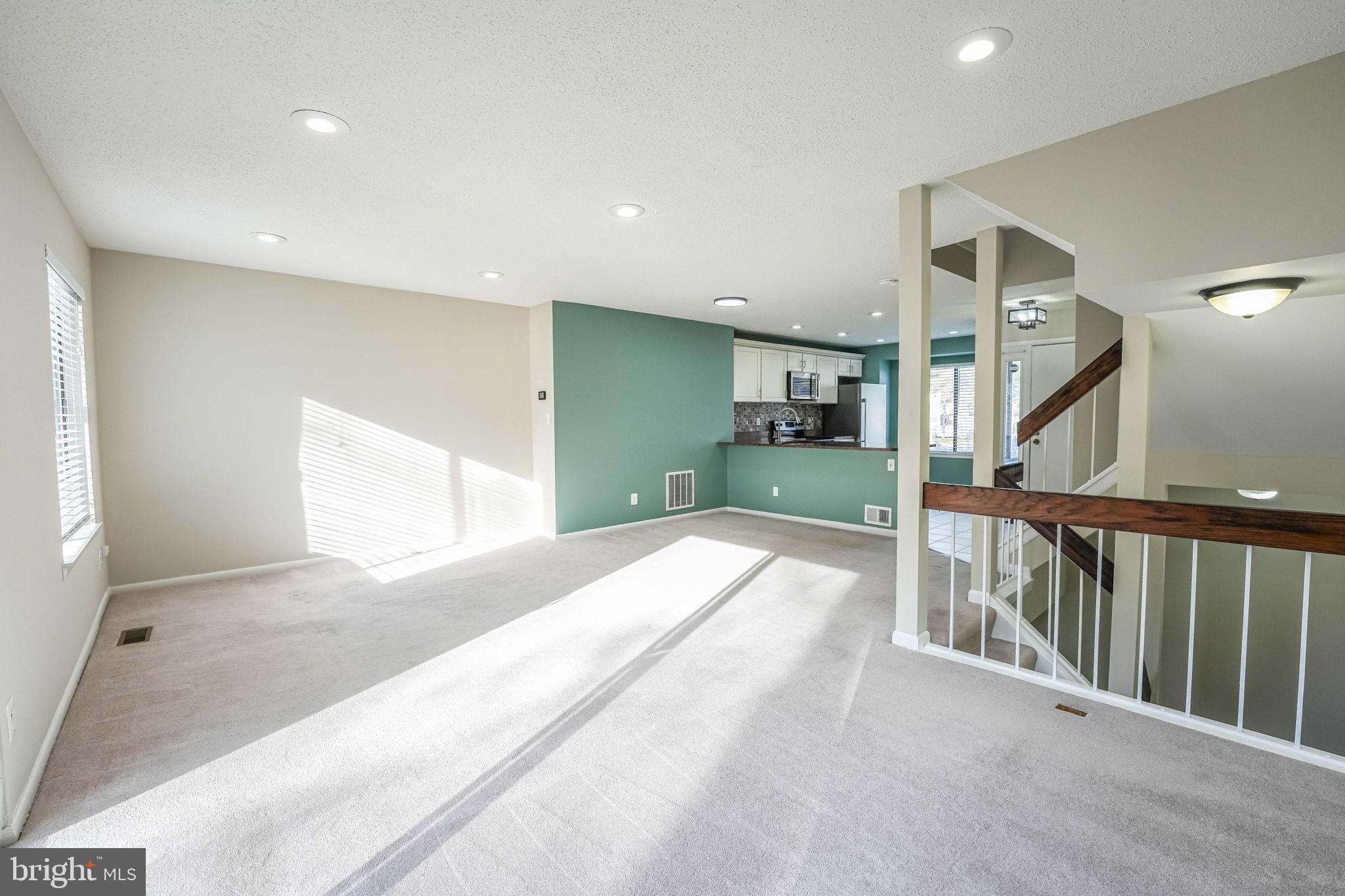 LAKE RIDGE - Residential