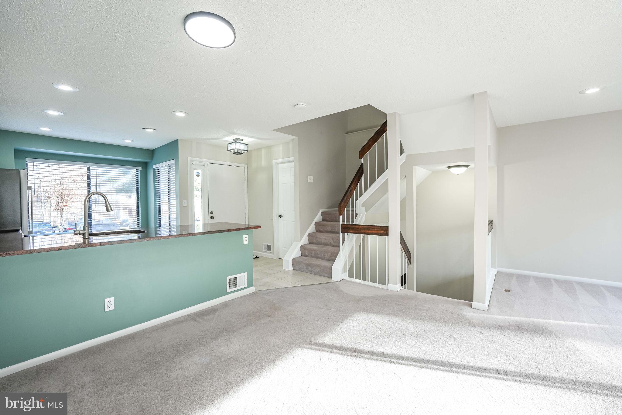 LAKE RIDGE - Residential