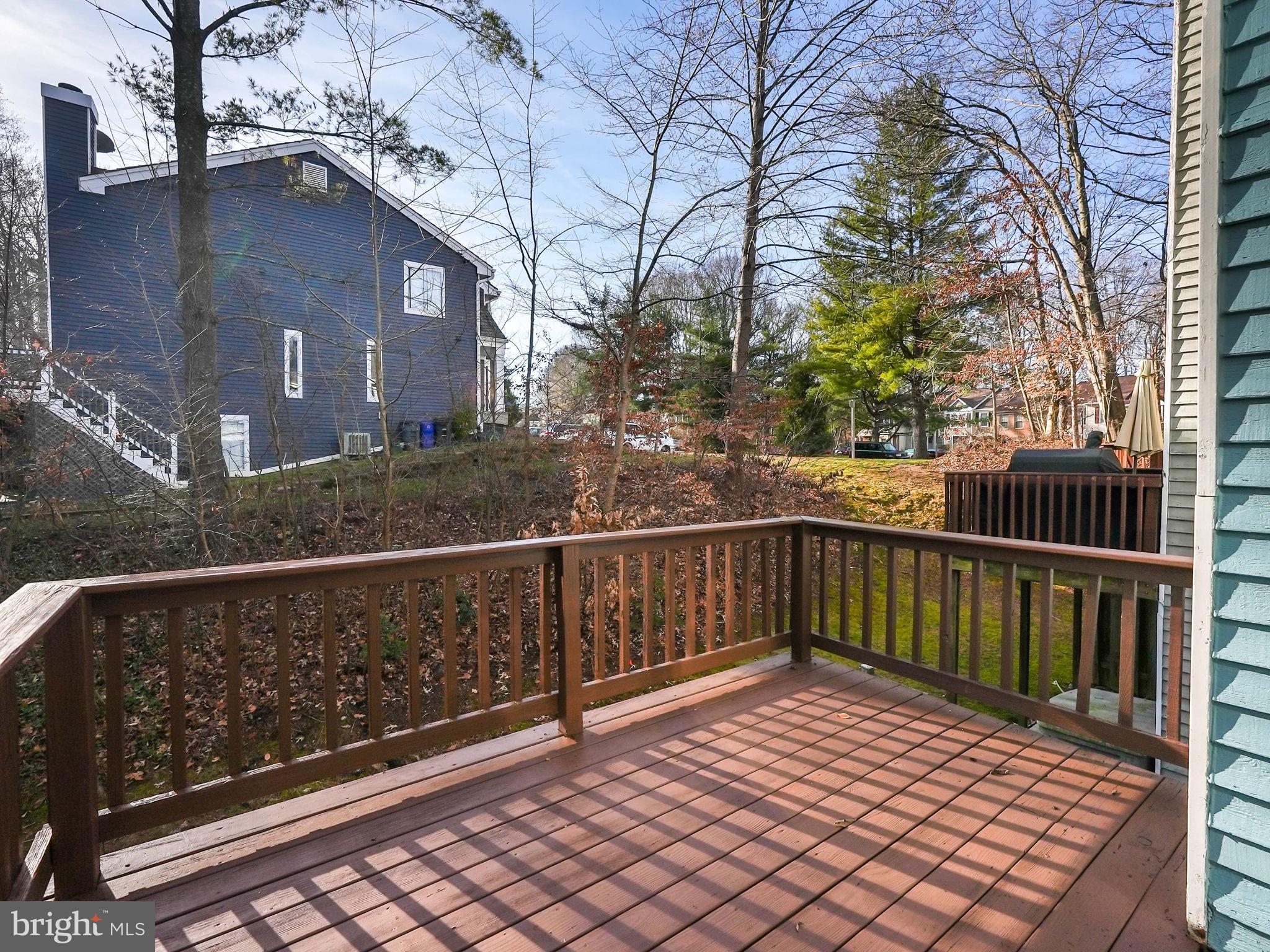 LAKE RIDGE - Residential
