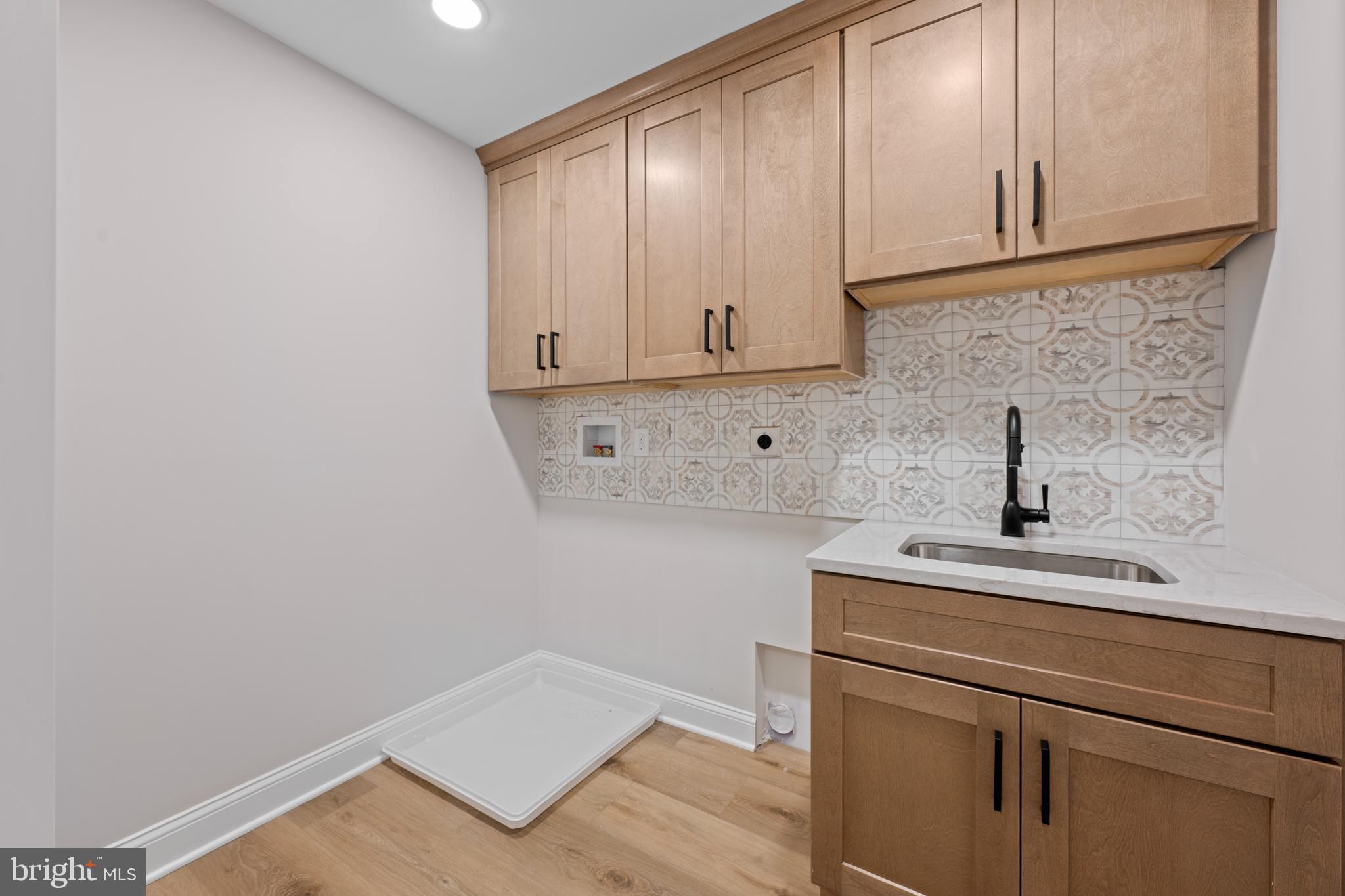 GULPH MILLS VIL - Residential