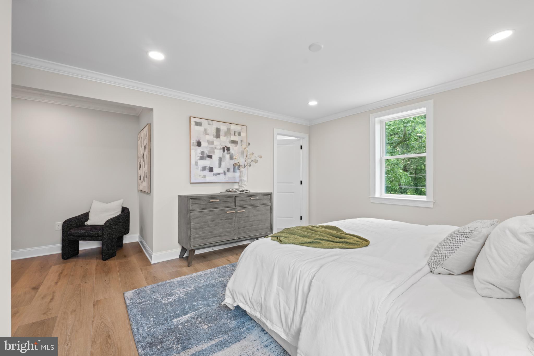 GULPH MILLS VIL - Residential