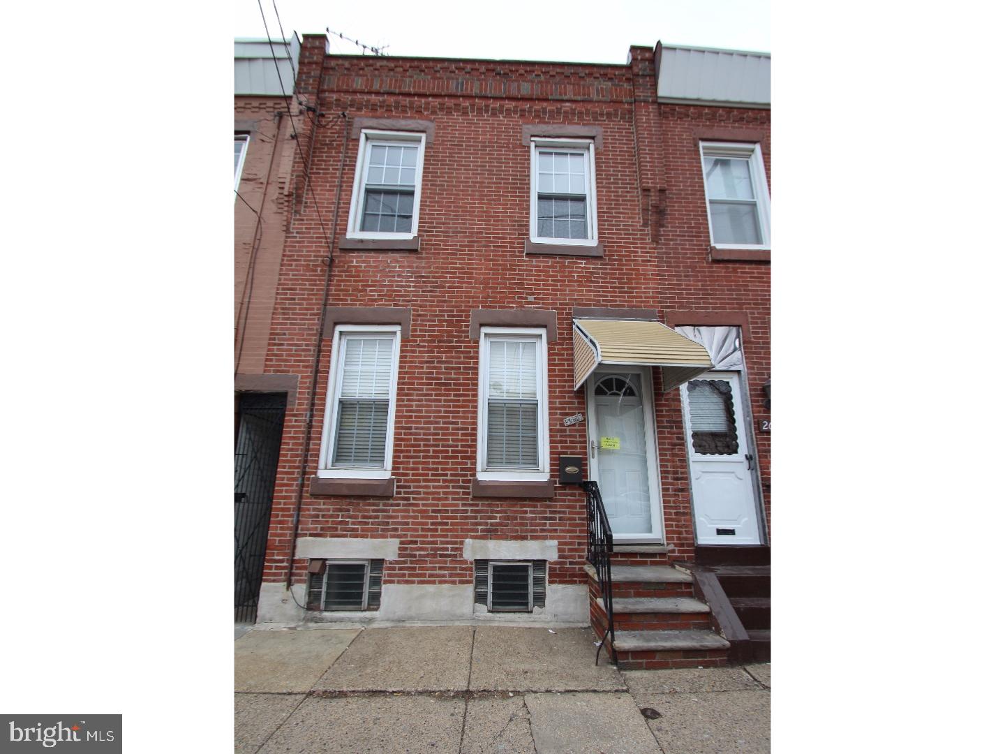 PORT RICHMOND - Residential Lease